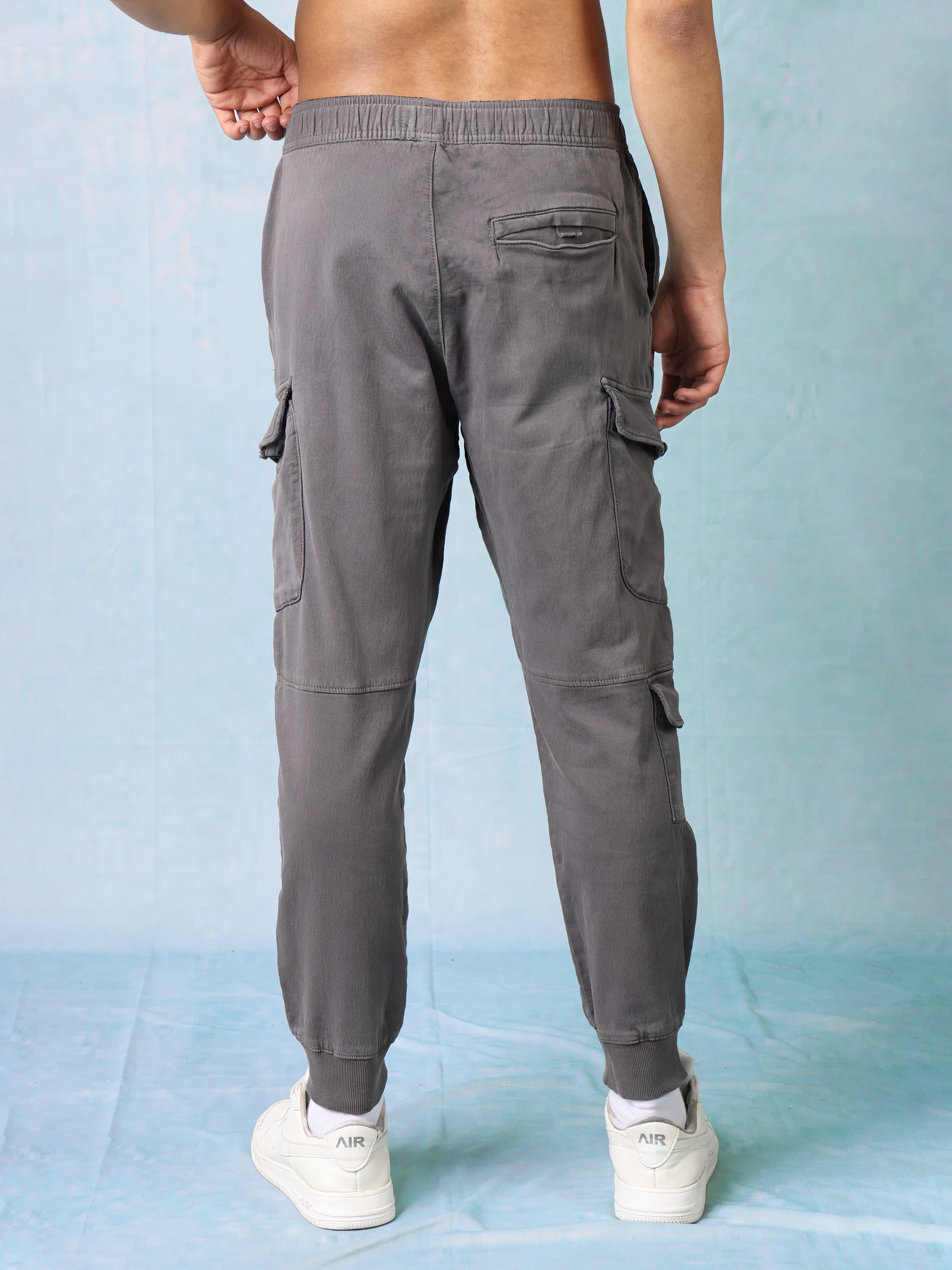 Men Dark Grey Regular Fit Cargo Pants - Image 6