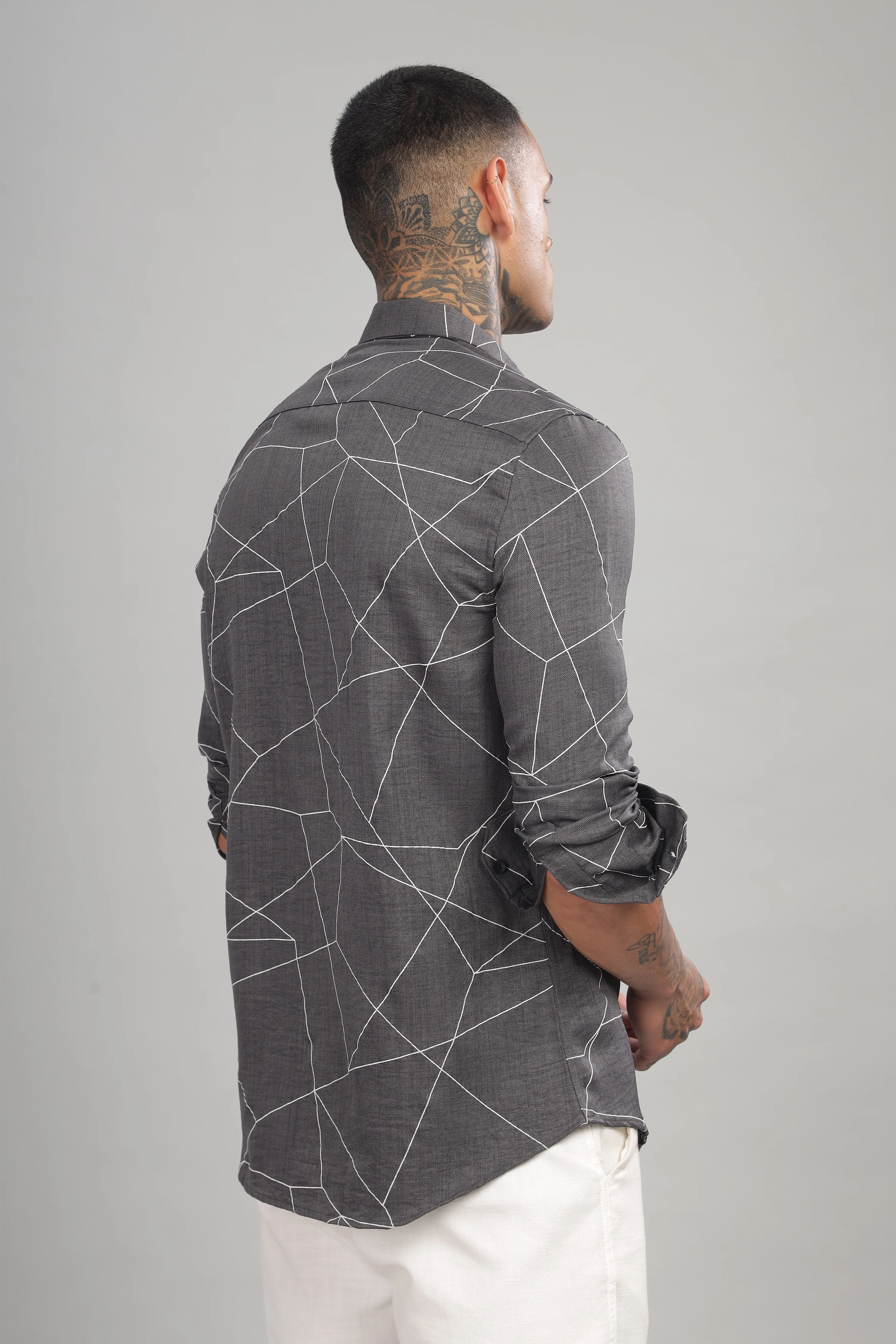Men Dark Grey Slim Fit Shirt - Image 4