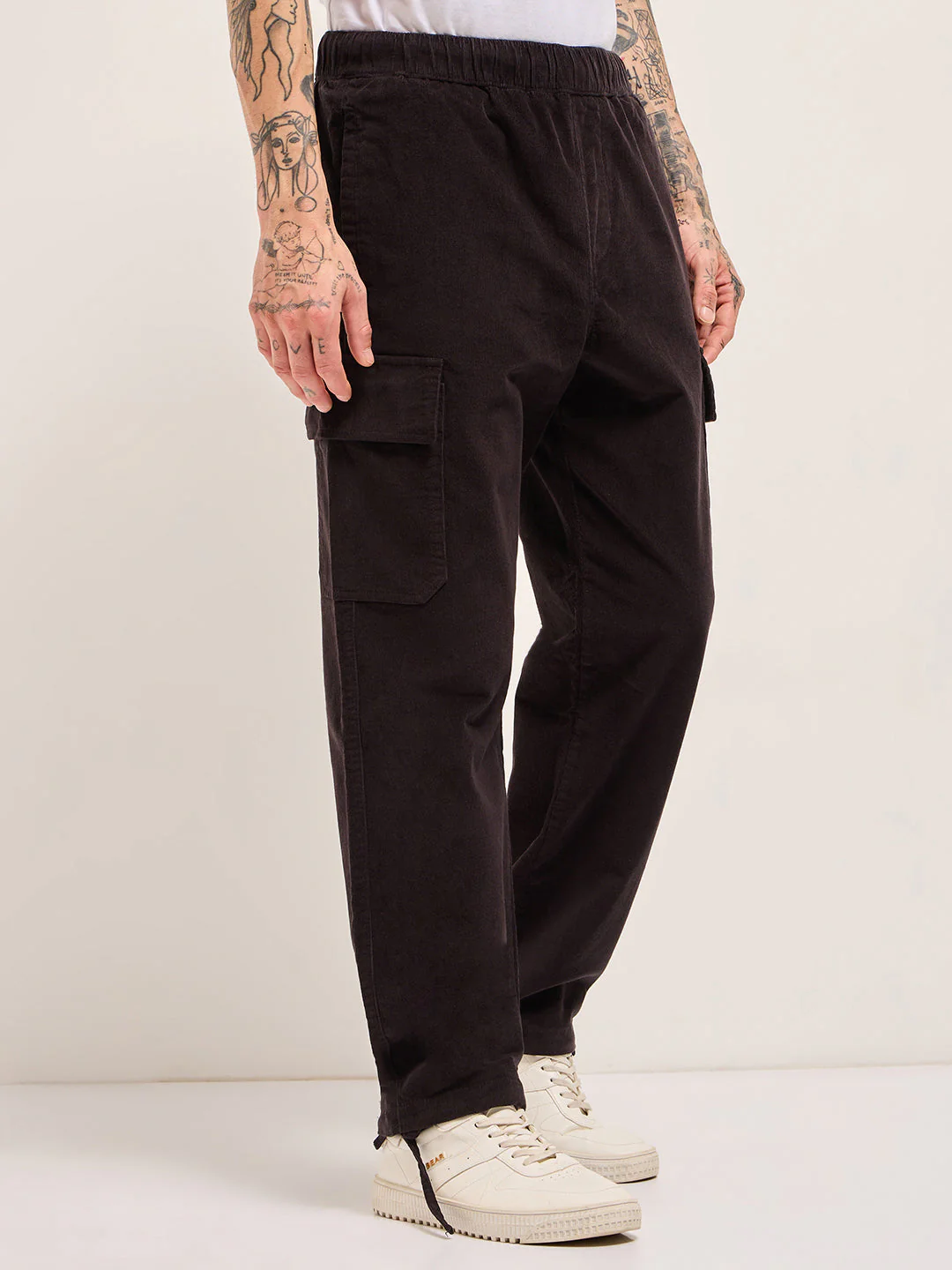 Men Dark Grey Solid Baggy Fit Stylish Corduroy Cargo Pant - Image 3