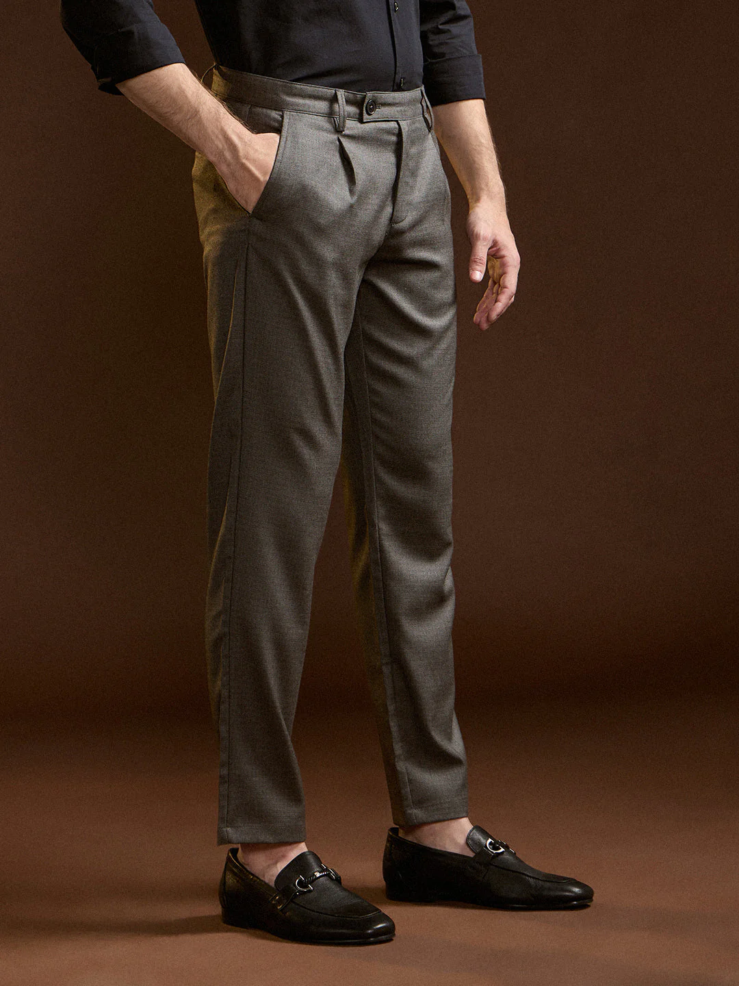 Men Dark Grey Solid Regular Fit Formal Trouser - Image 3