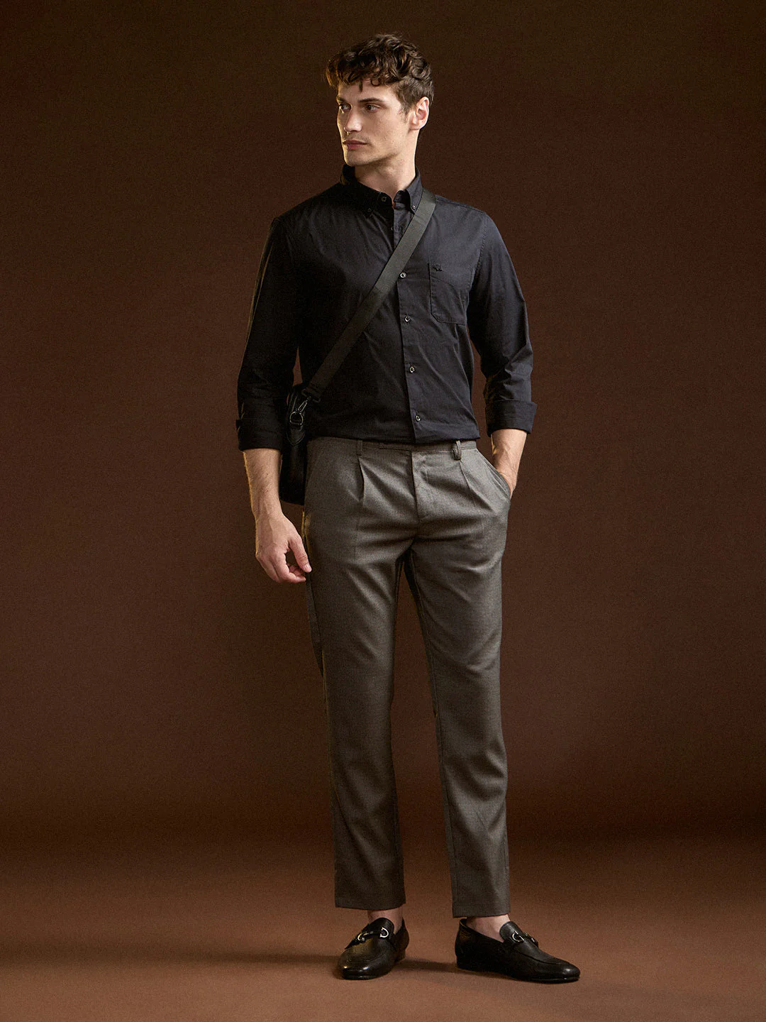 Men Dark Grey Solid Regular Fit Formal Trouser - Image 4