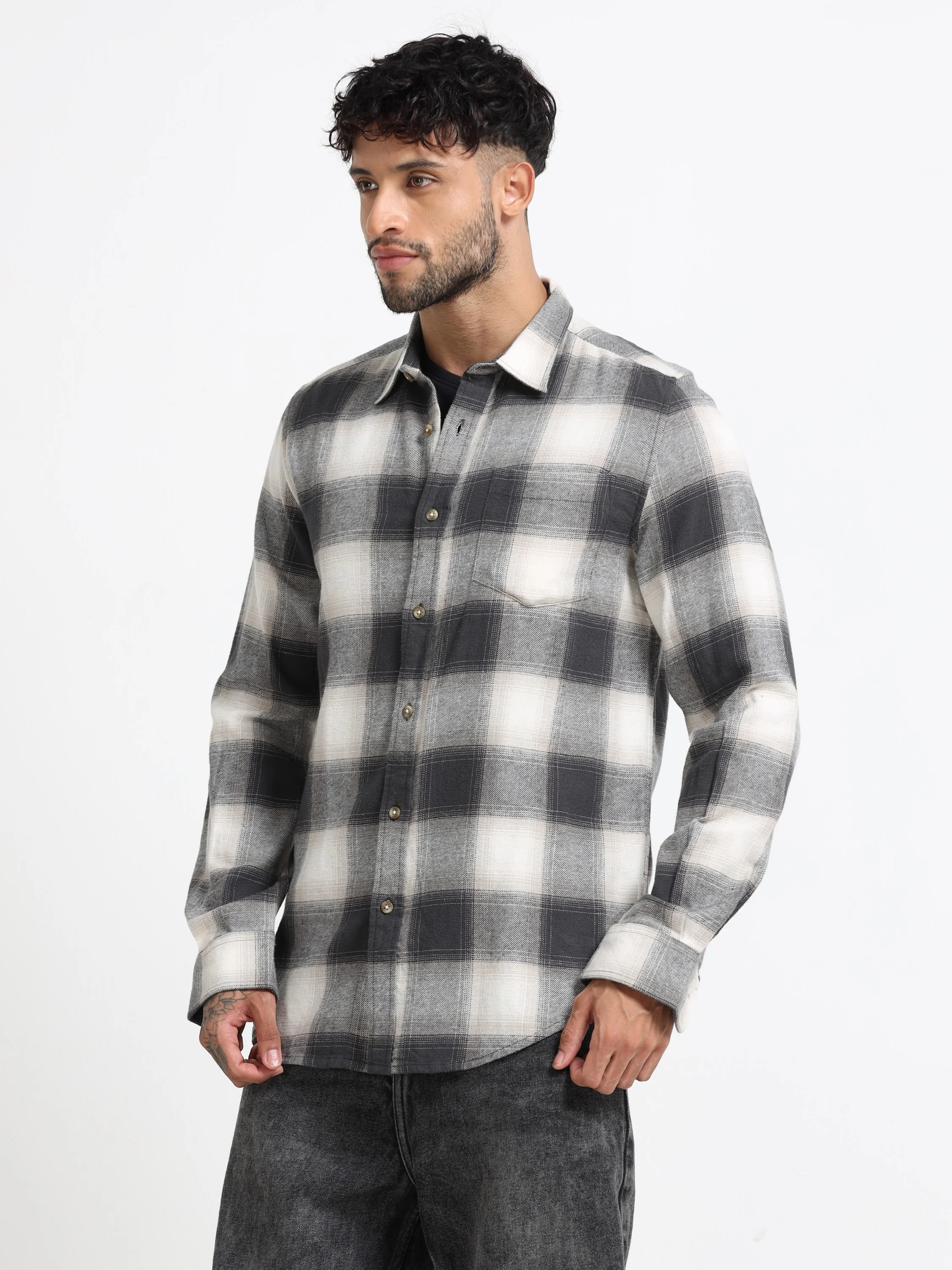 Men Grey & White Check Shirt - Image 5