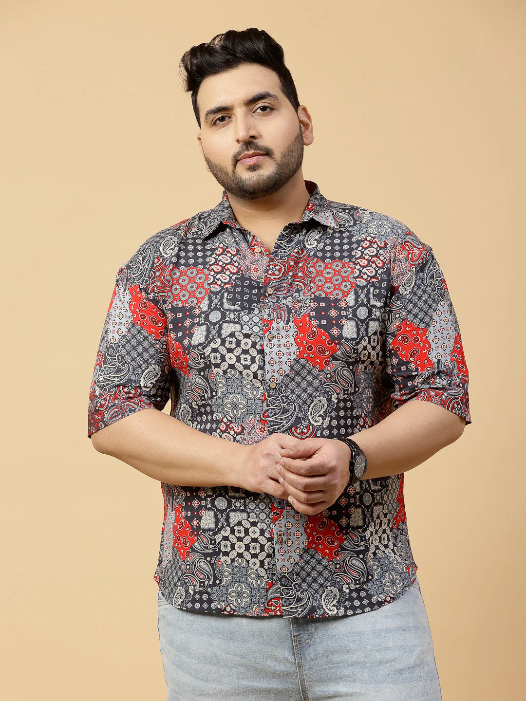 Men Dazzle In Paisley PrinT-Shirts - Image 2