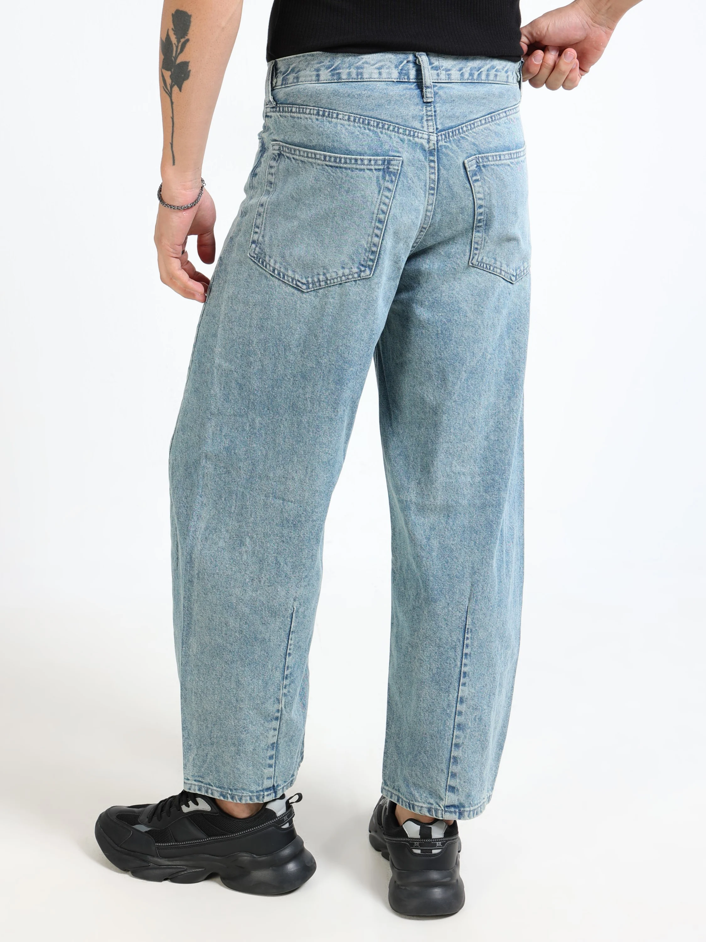 Men Denim Blue Baggy Jeans - Image 4