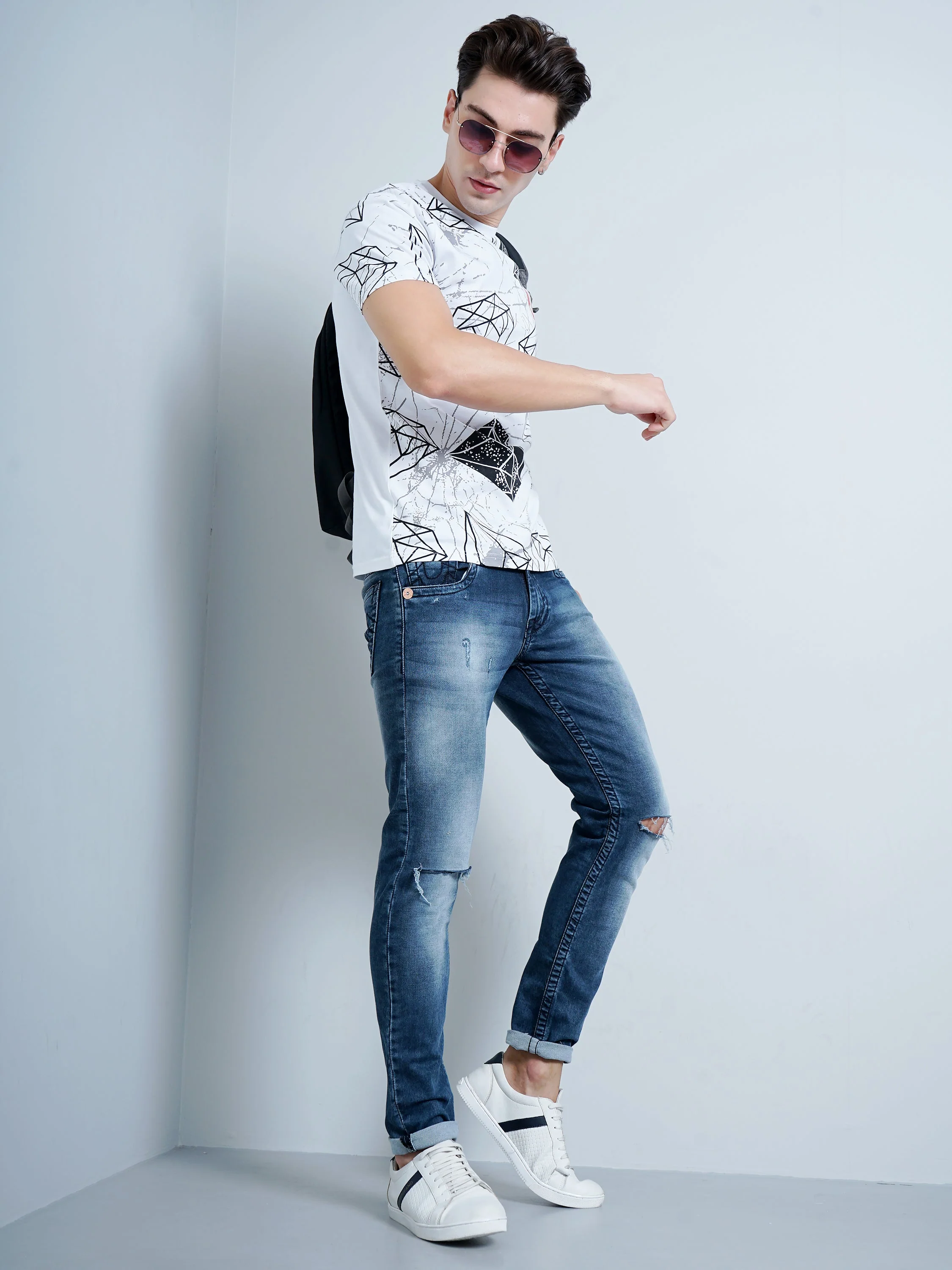 Men Diamond Print White T-Shirt - Image 4