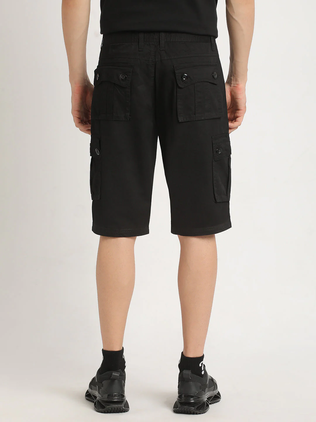 Men DONITE - Black Solid Regular Fit Cotton Cargo Shorts - Image 4