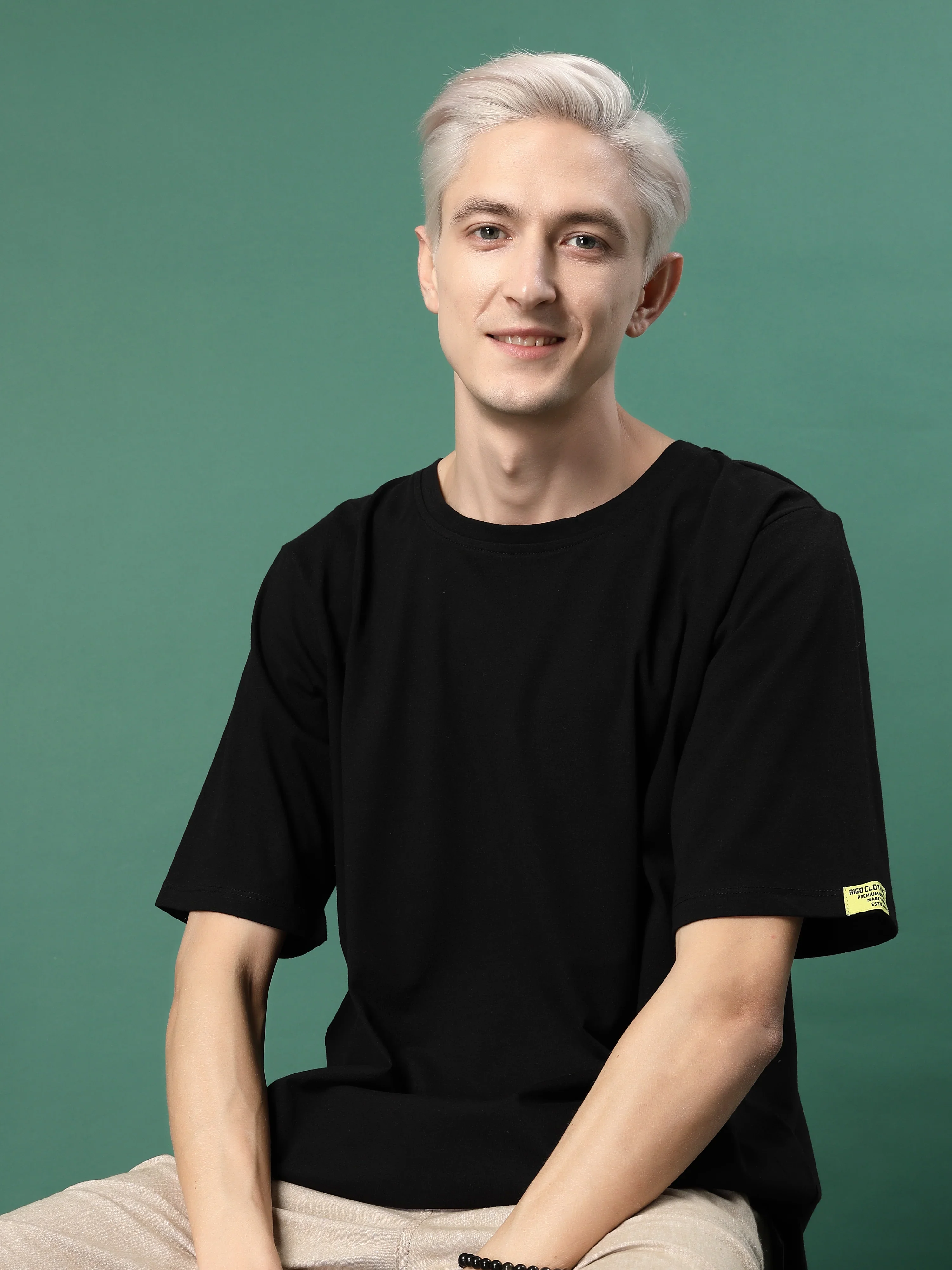 Men Effortless Cool  Oversized Cotton T-Shirt - Image 3