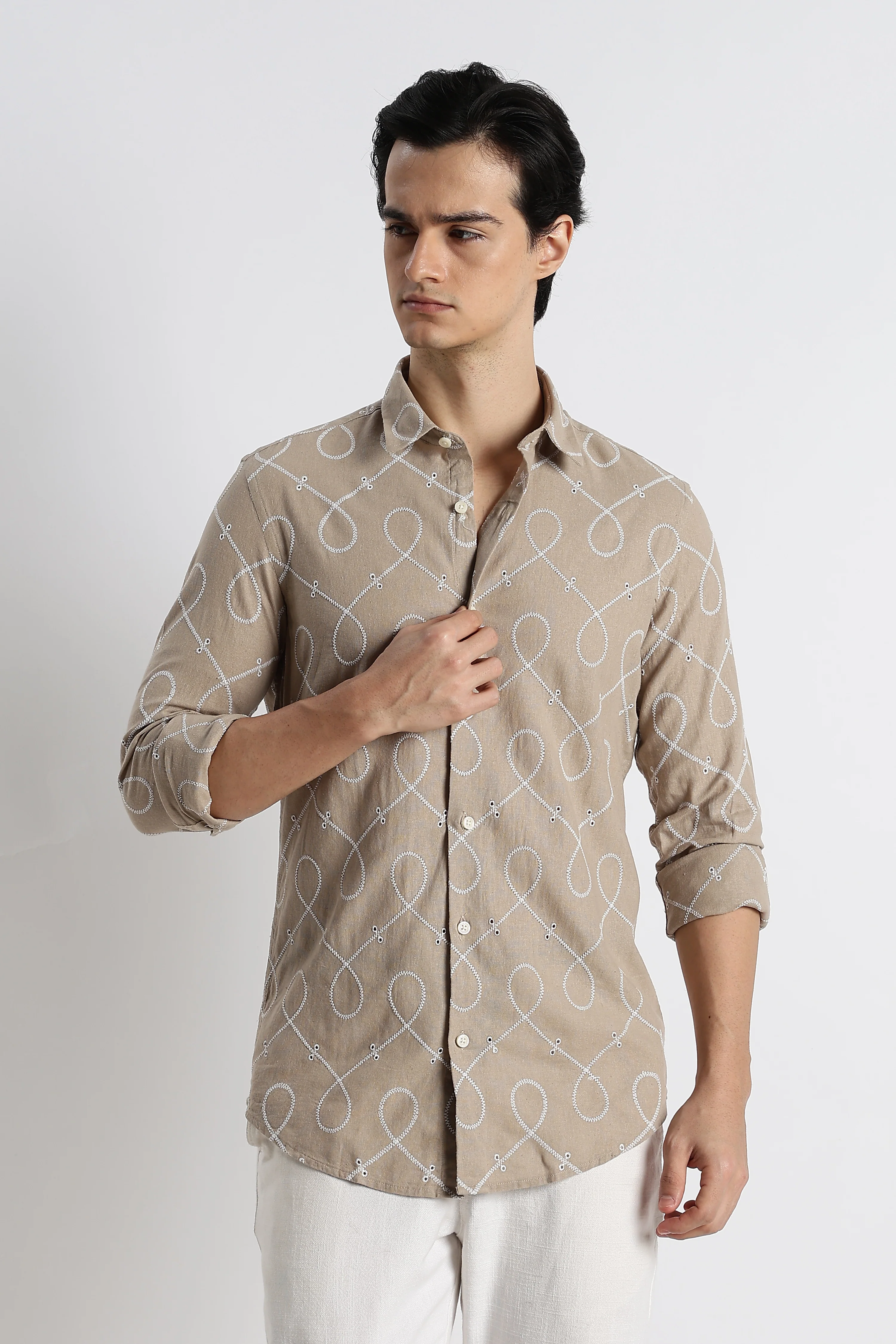 Men Embroidered Cotton-Linen Shirt - Image 5