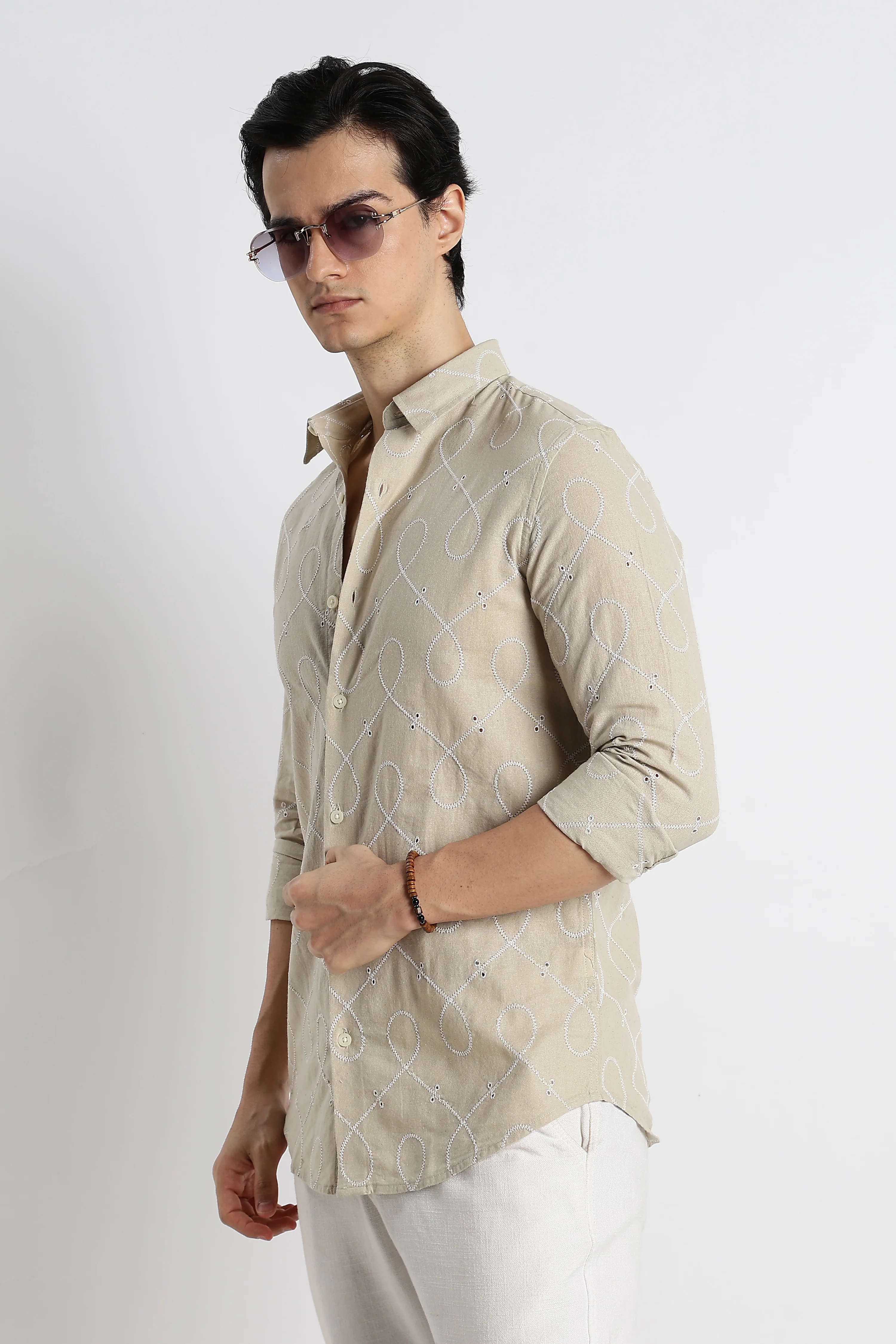 Men Embroidered Cotton-Linen Shirt - Image 4