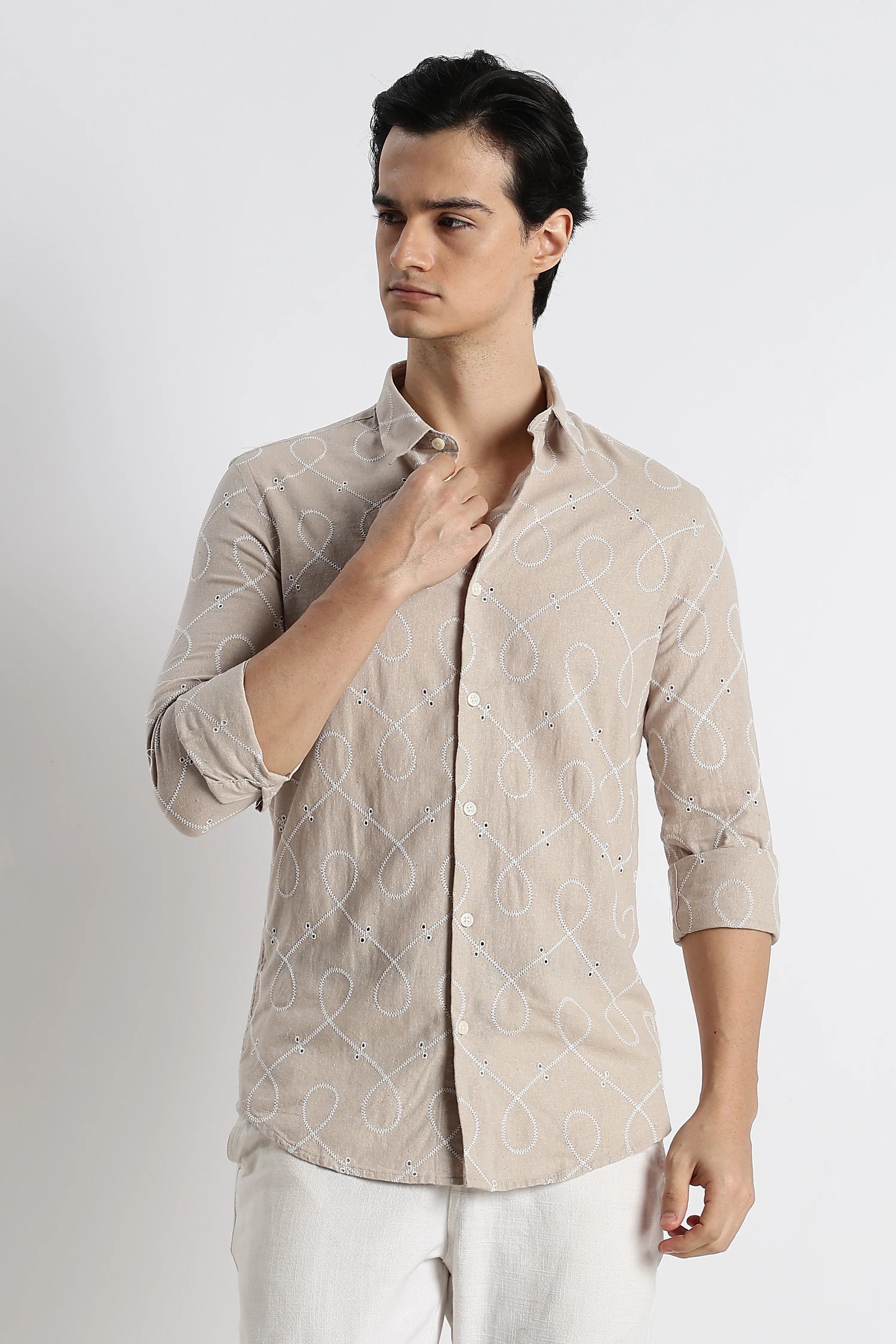 Men Embroidered Cotton-Linen Shirt - Image 2
