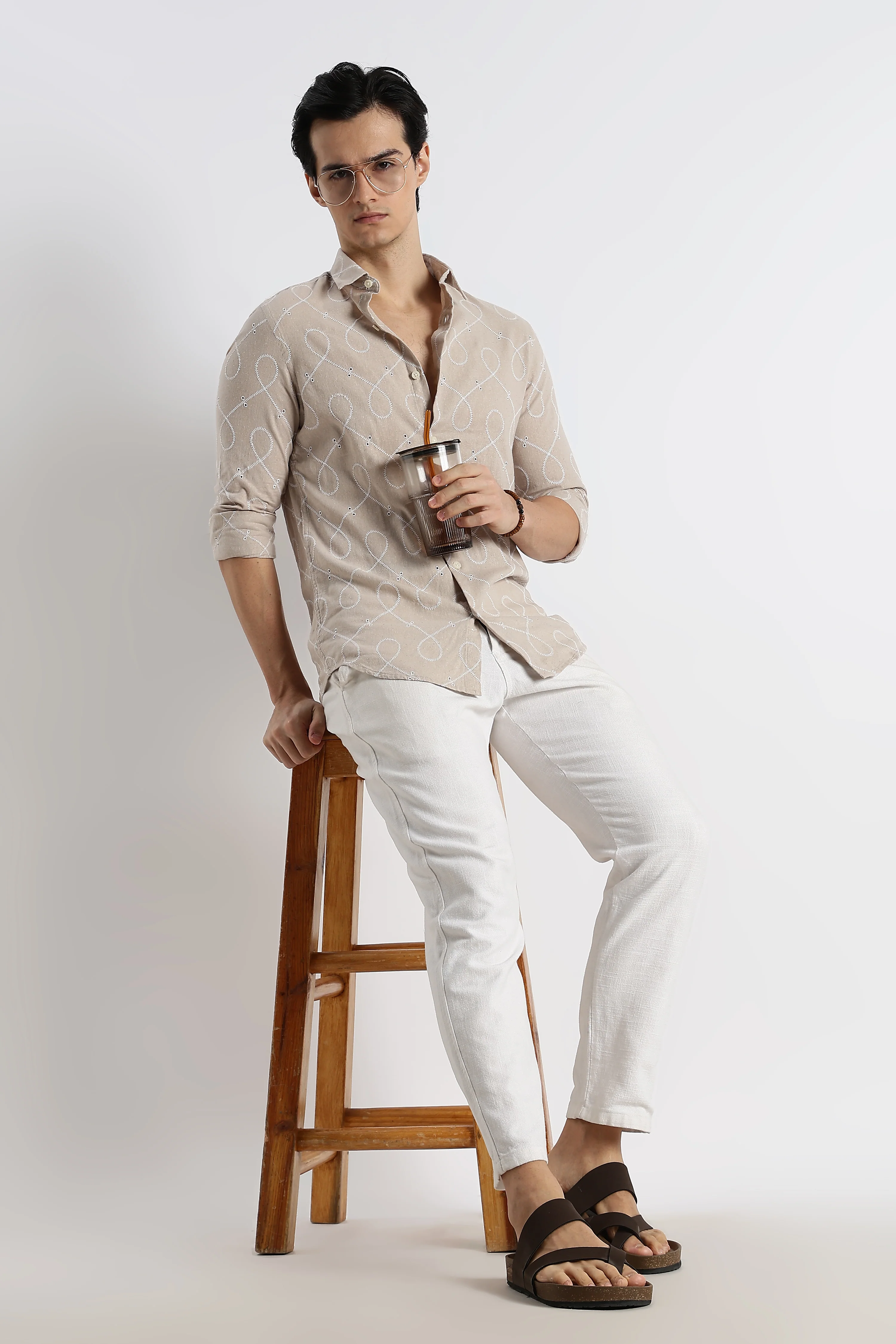Men Embroidered Cotton-Linen Shirt - Image 3