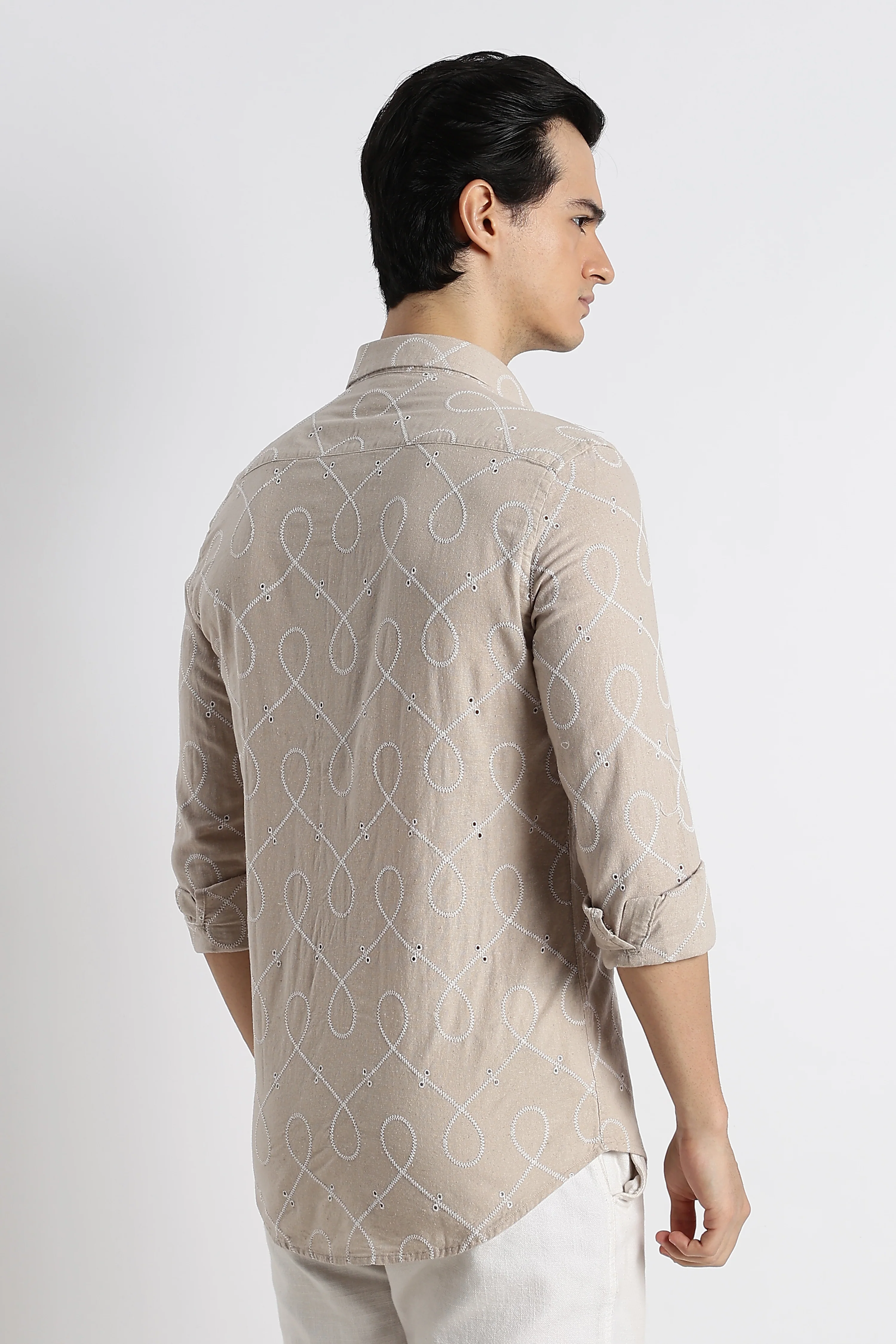Men Embroidered Cotton-Linen Shirt - Image 4