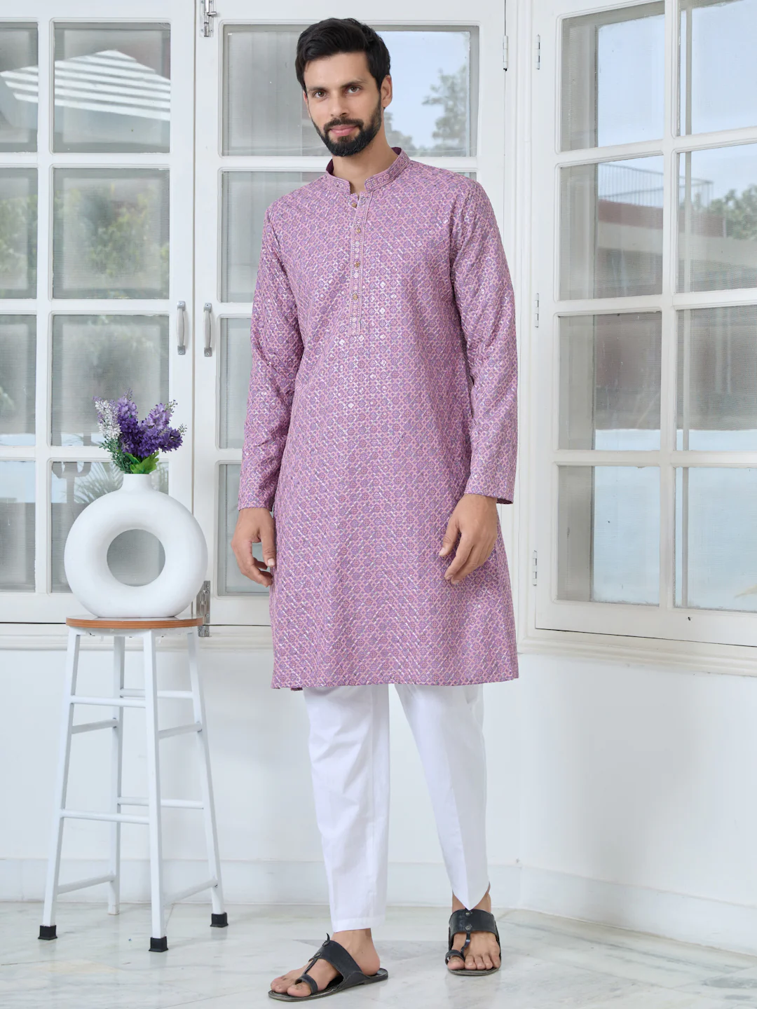Men Embroidered Kurta