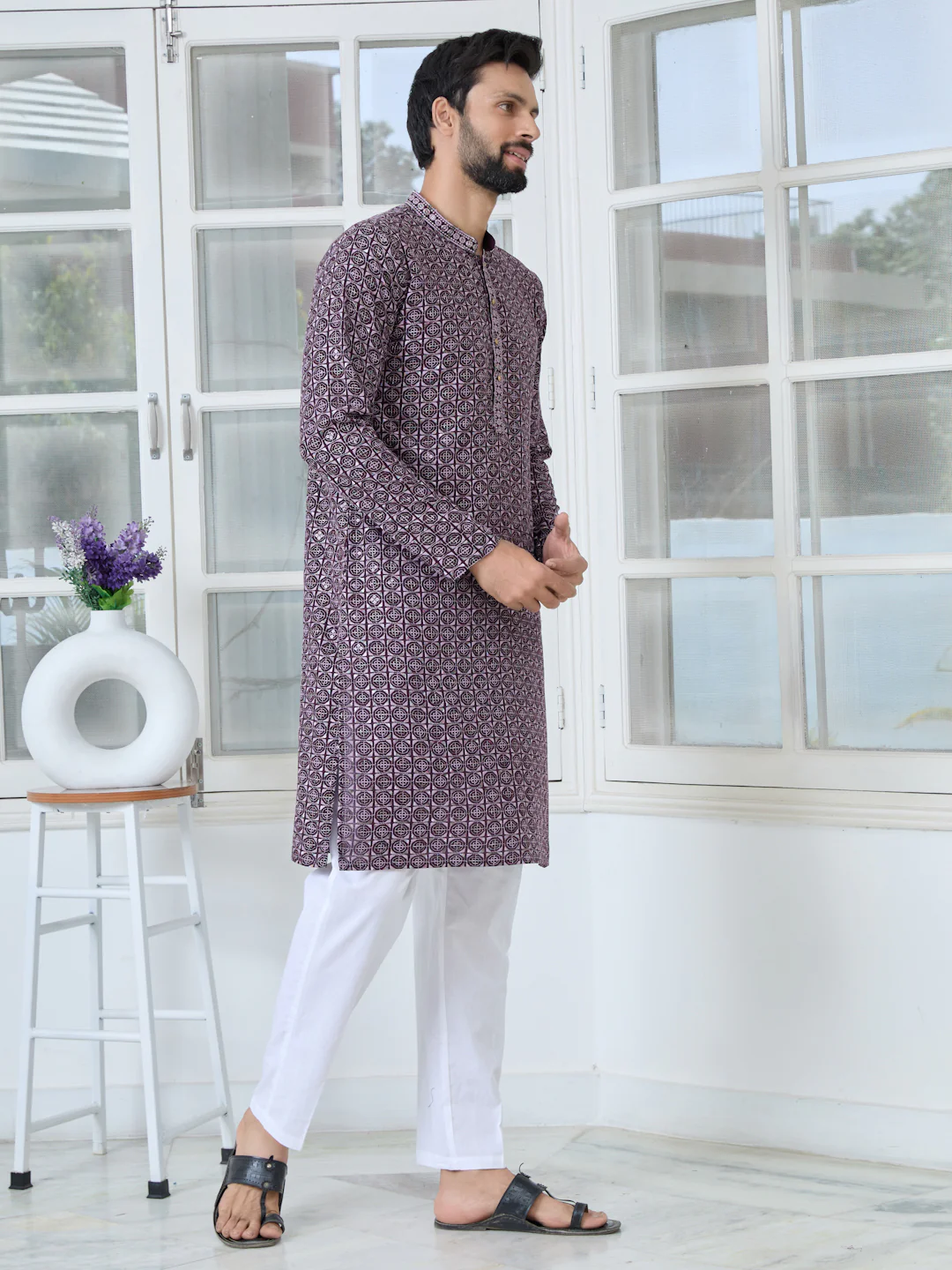 Men Embroidered Mandarin Collar Kurta - Image 3