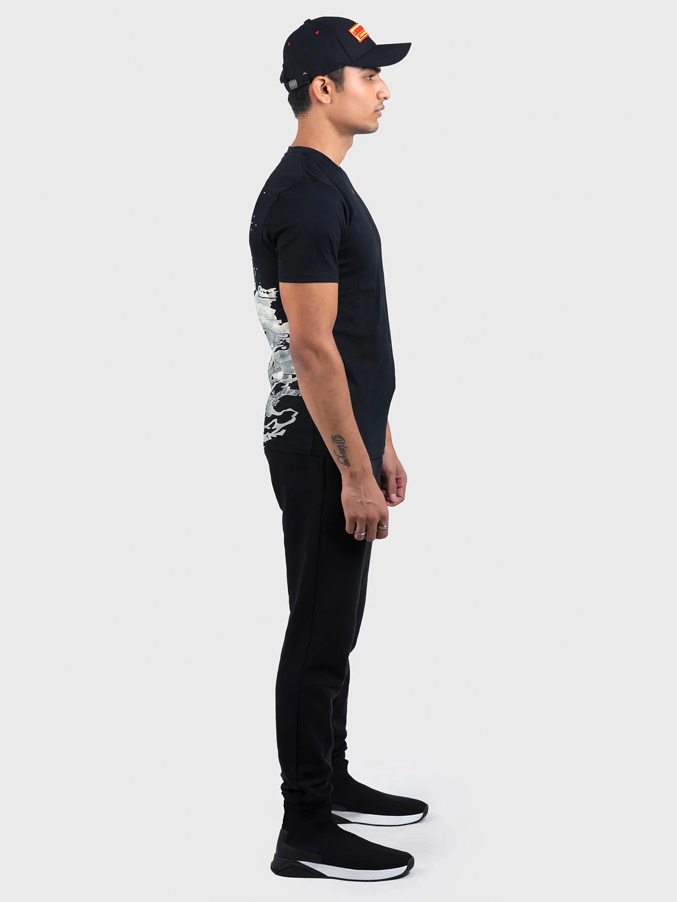 Men Error 404 Tee - Image 4