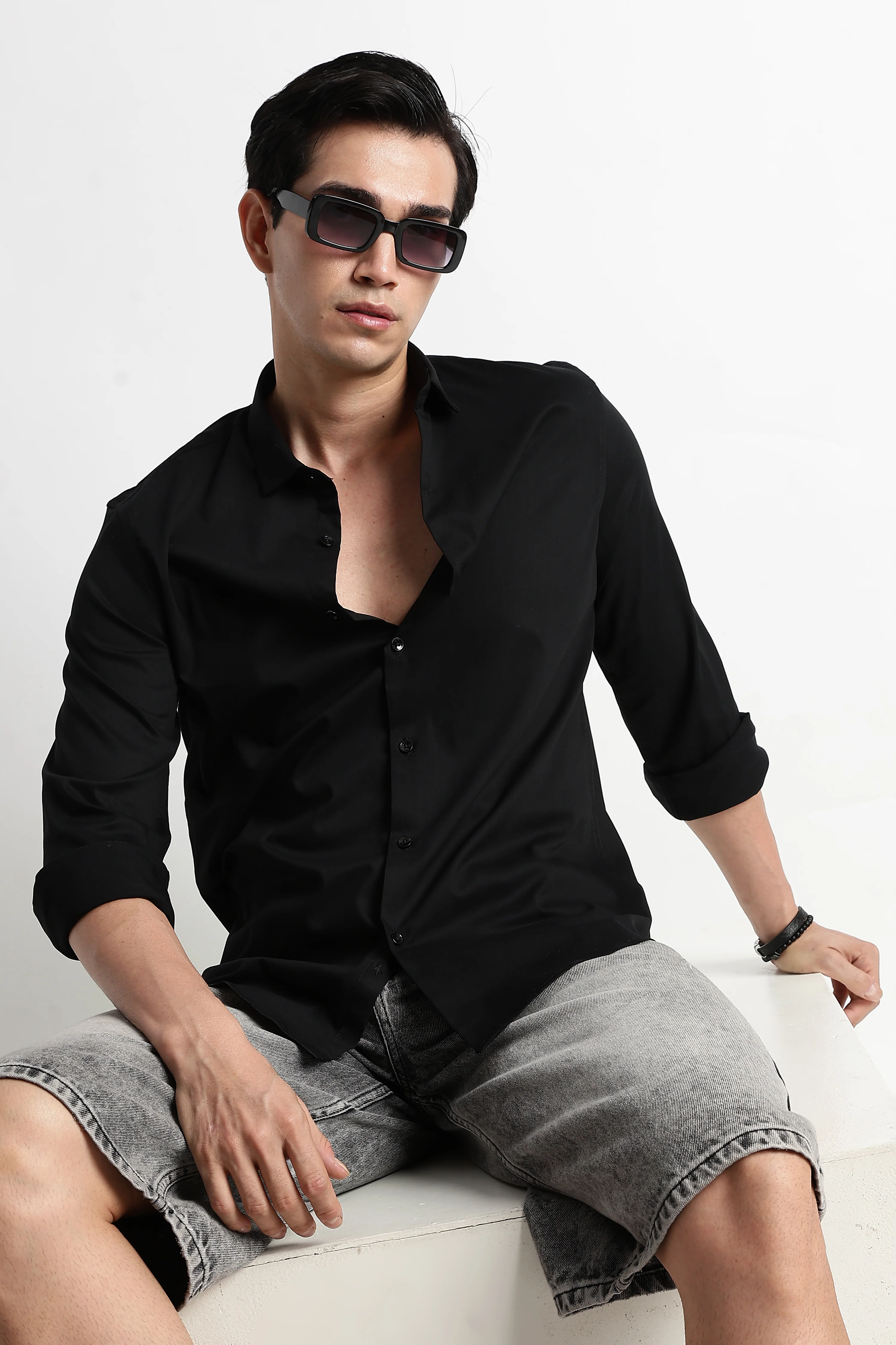 Men Essential Poly-Lycra Shirt