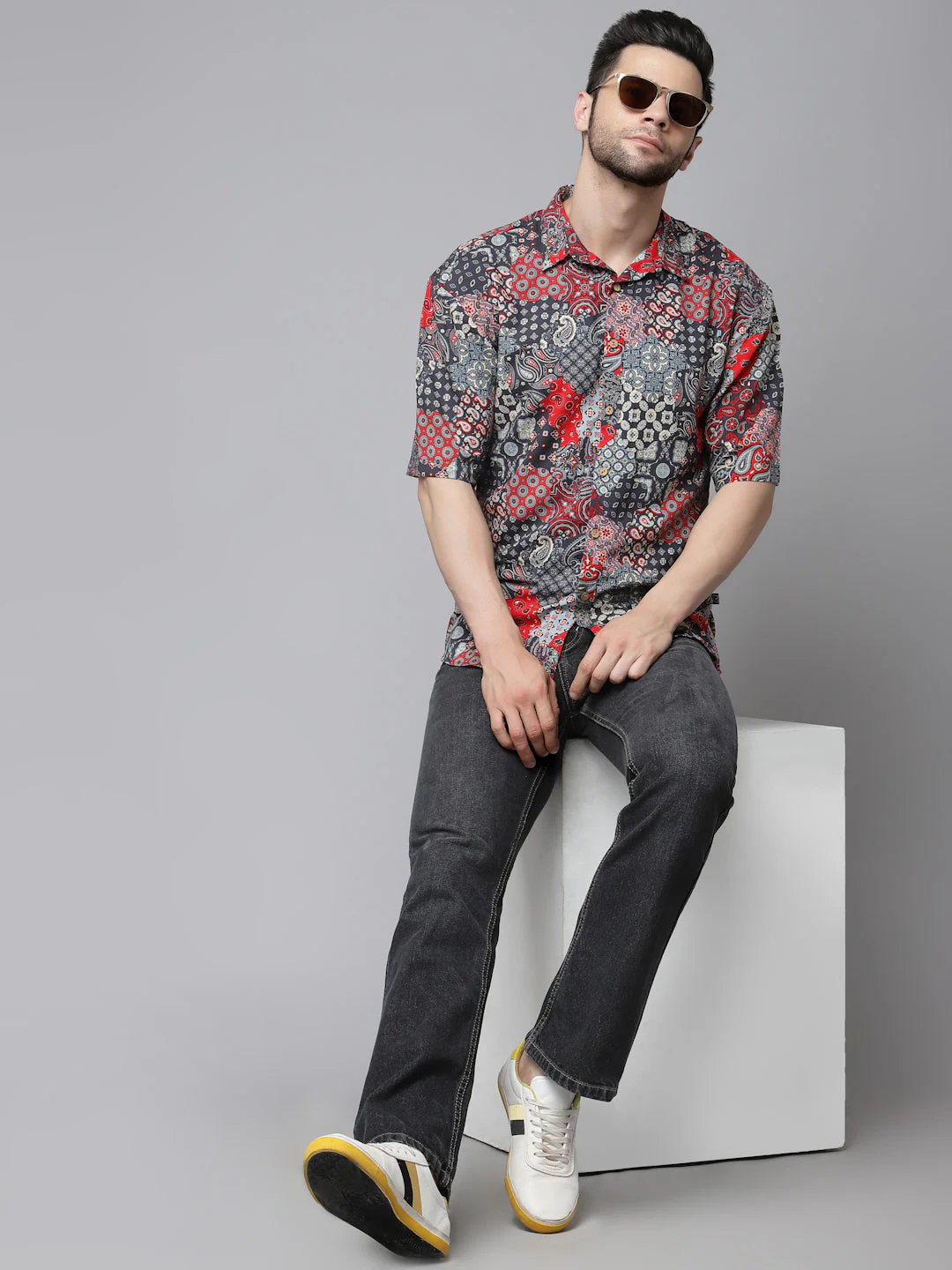 Men Exotic Hawaiian Shirt With Drop Shoulders - Image 4