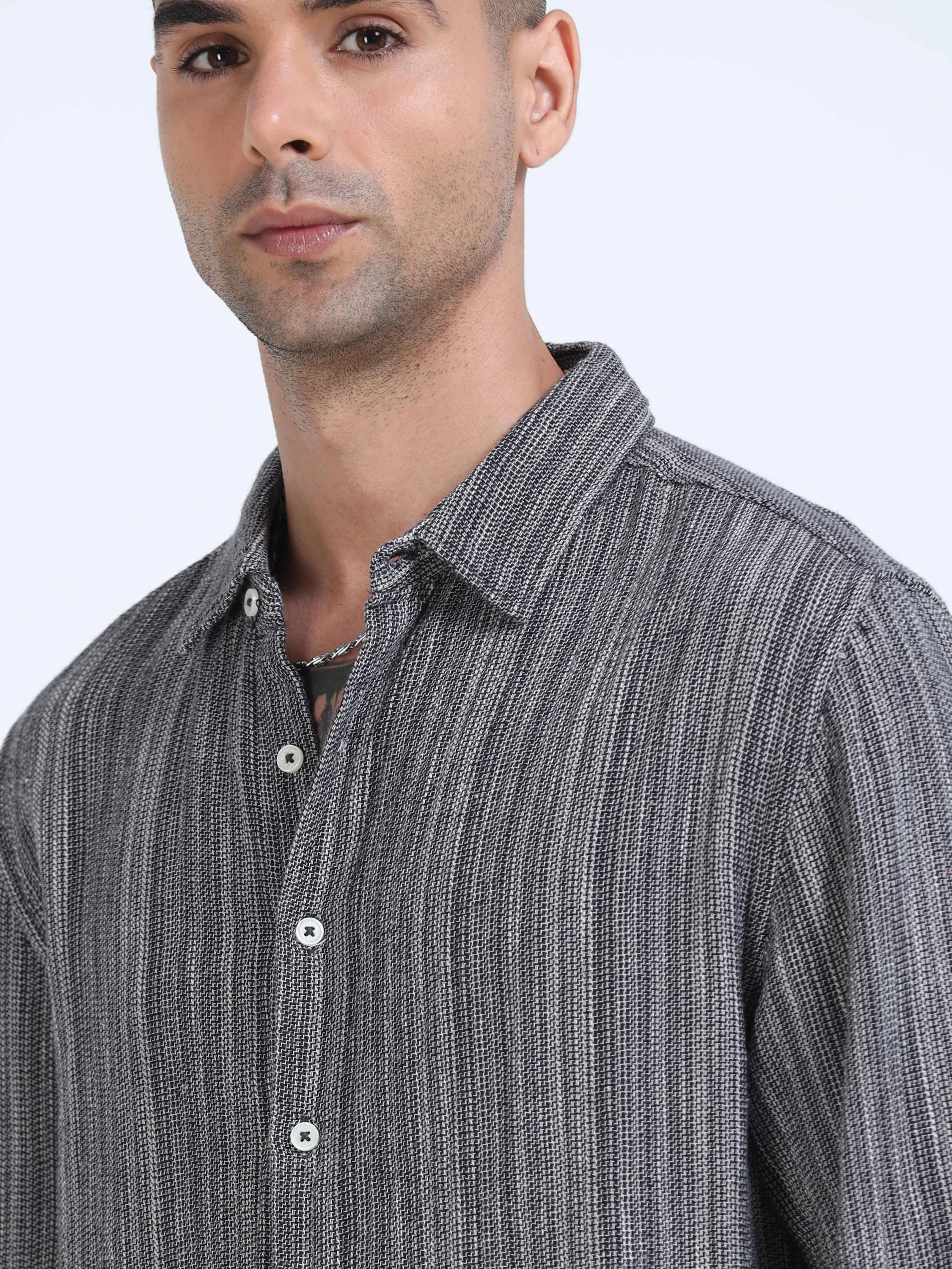 Men Fashion Black Stripe Shirt - Image 4