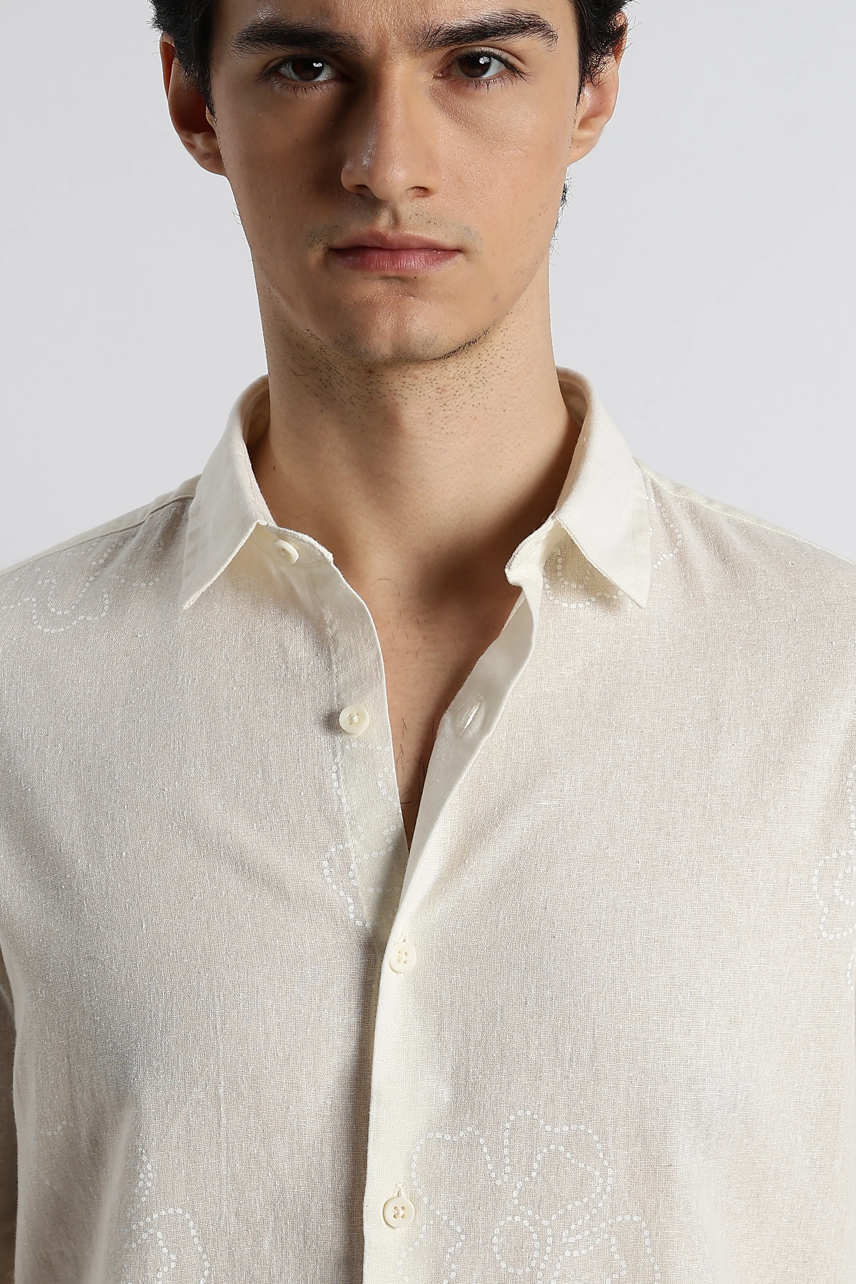 Men Floral Dot-Print Cotton Shirt - Image 3