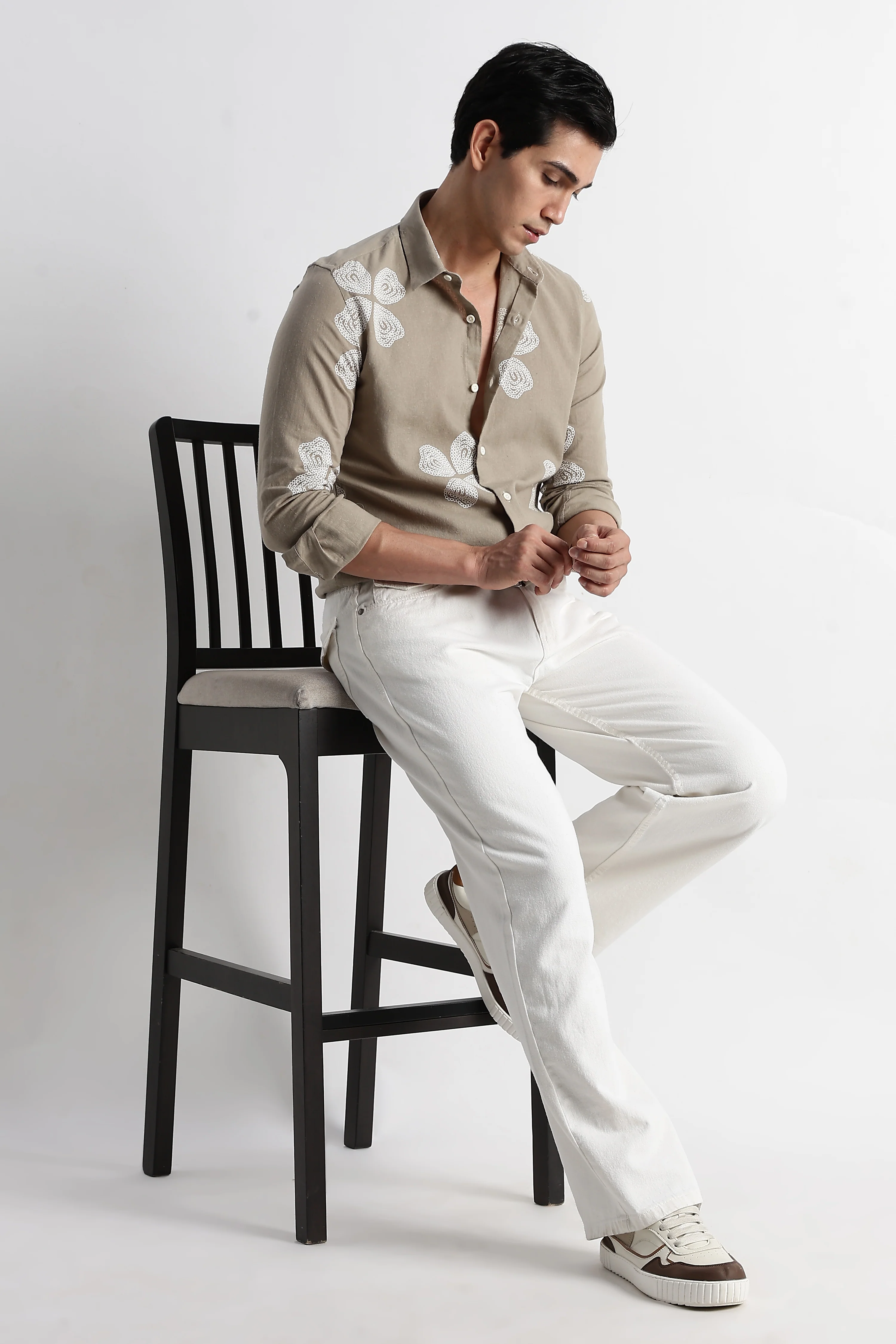 Men Floral Embroidered Cotton Linen Shirt - Image 11