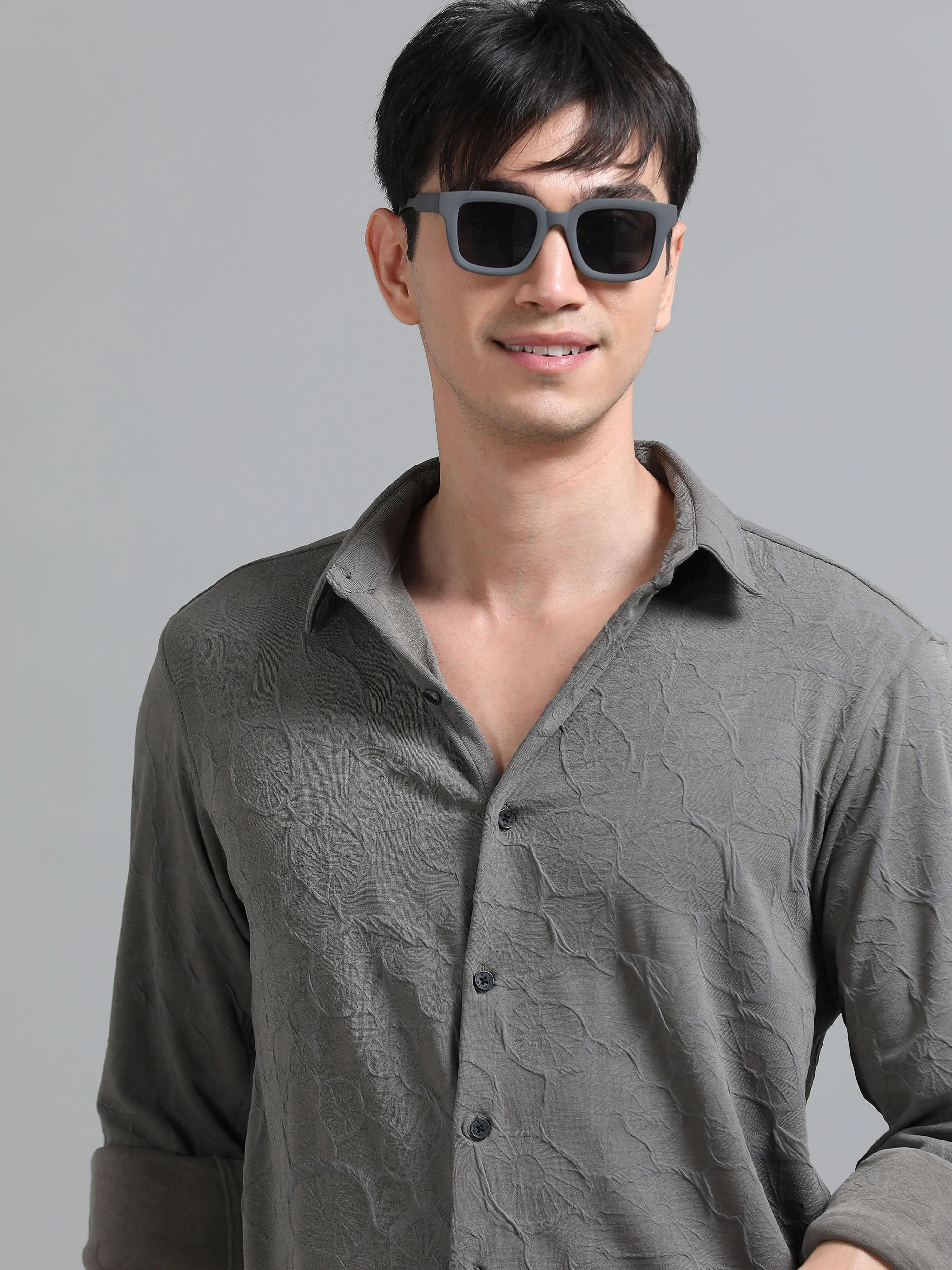 Men Florum Knit Grey Shirt - Image 4