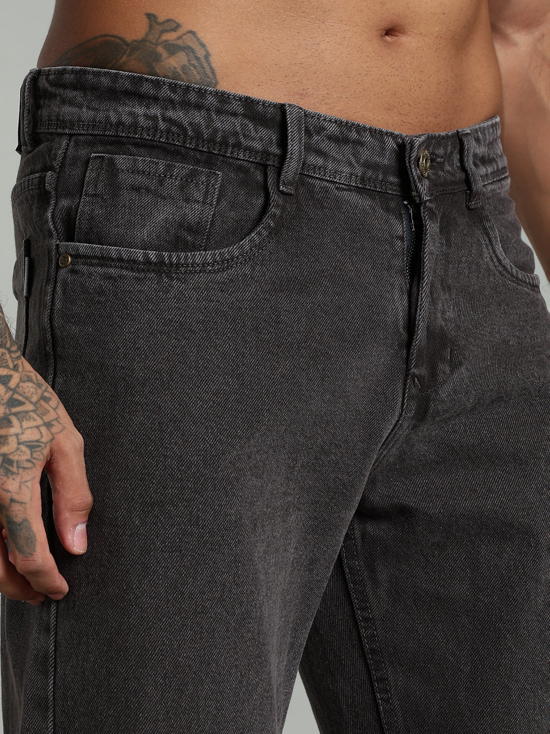Men Forge Brown Relaxed Fit Jeans - Image 5