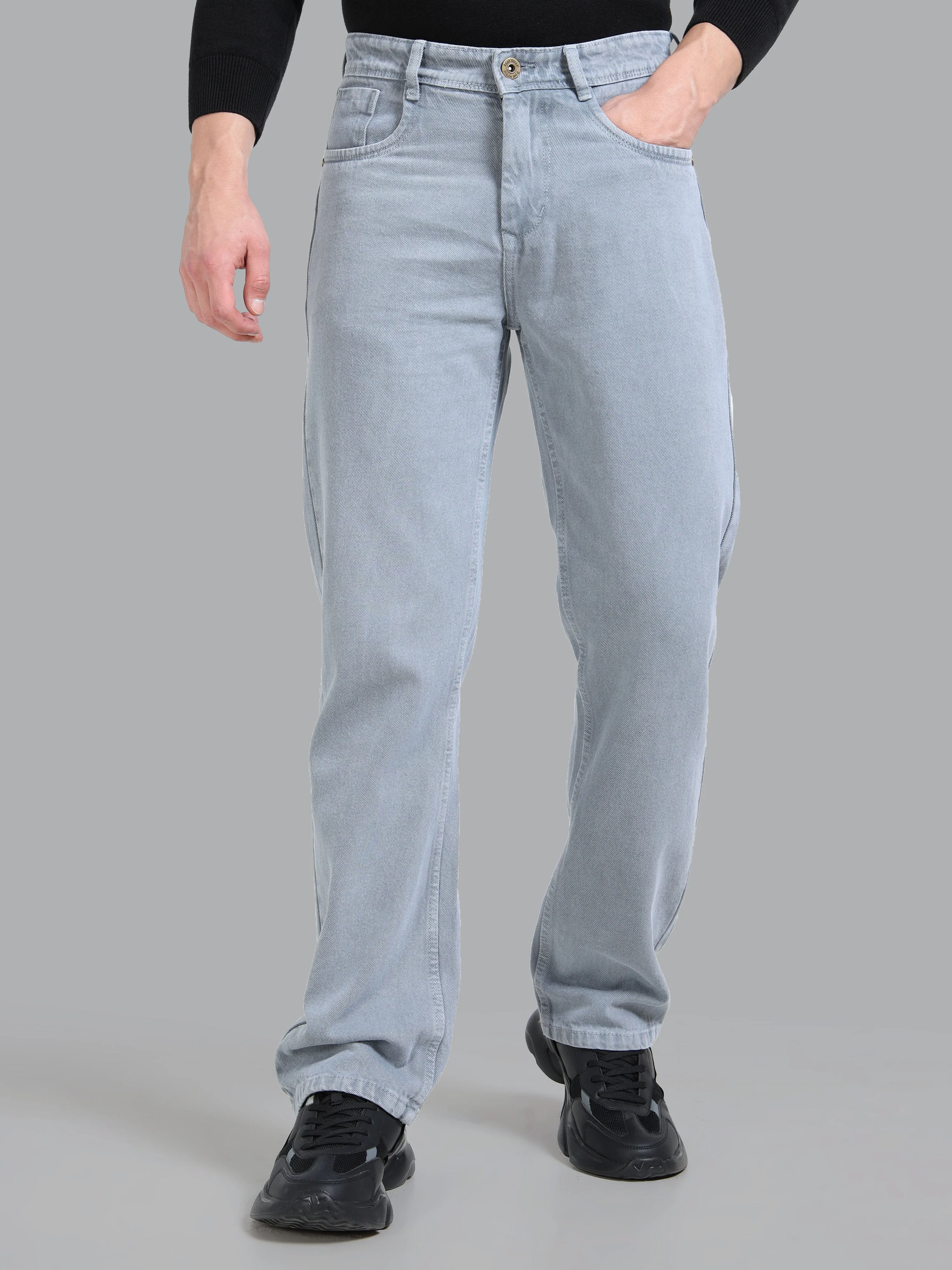 Men Forge Grey Relaxed Fit Jeans - Image 2