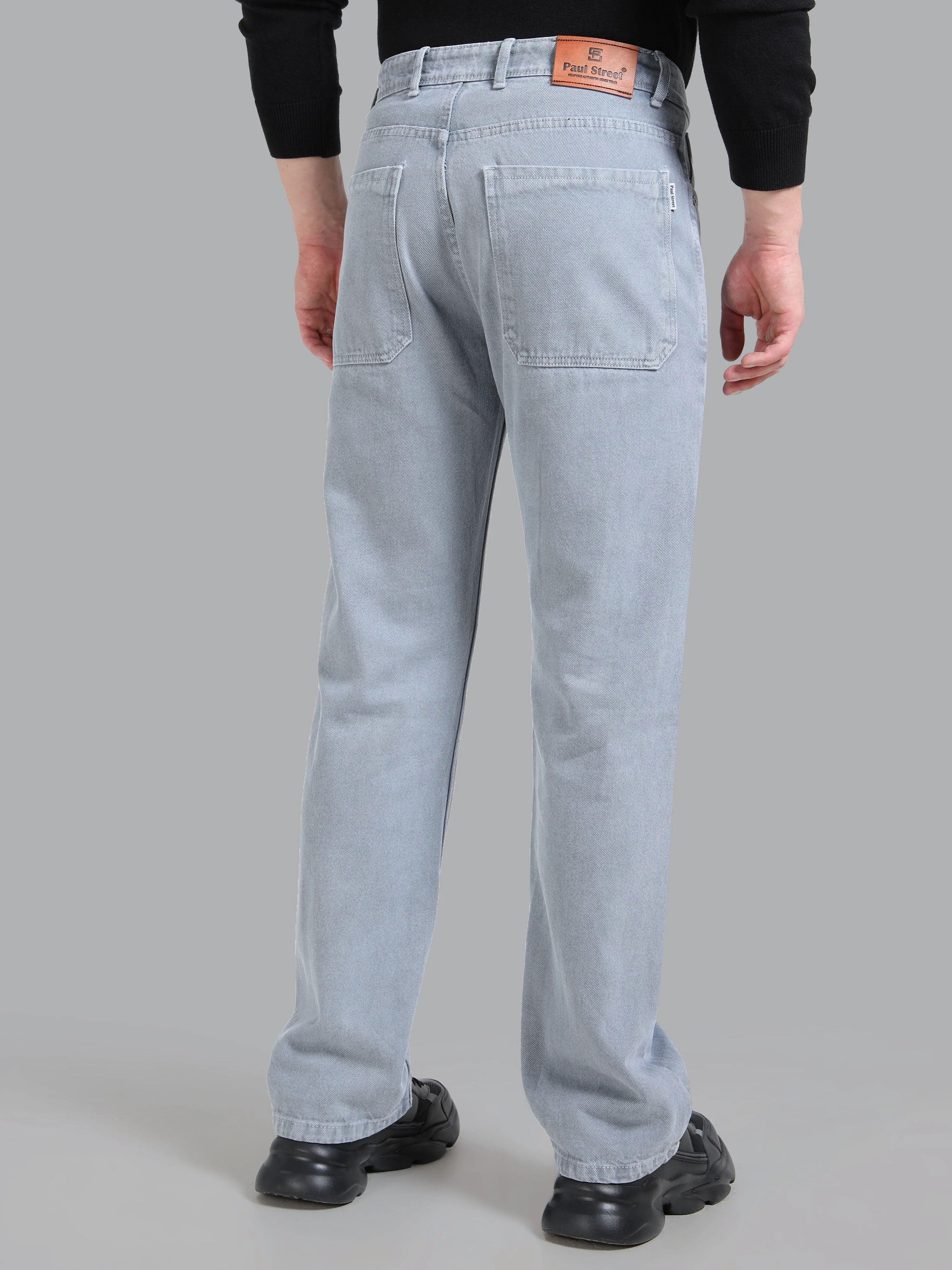 Men Forge Grey Relaxed Fit Jeans - Image 3