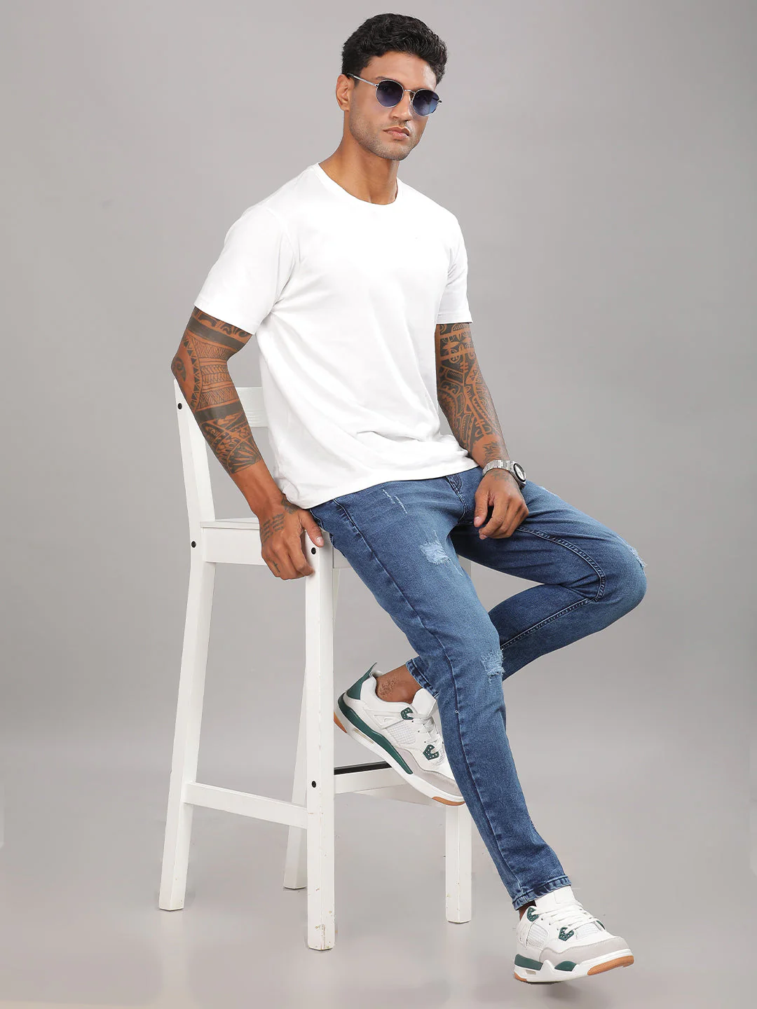 Men Frayed Blue Jeans - Image 5