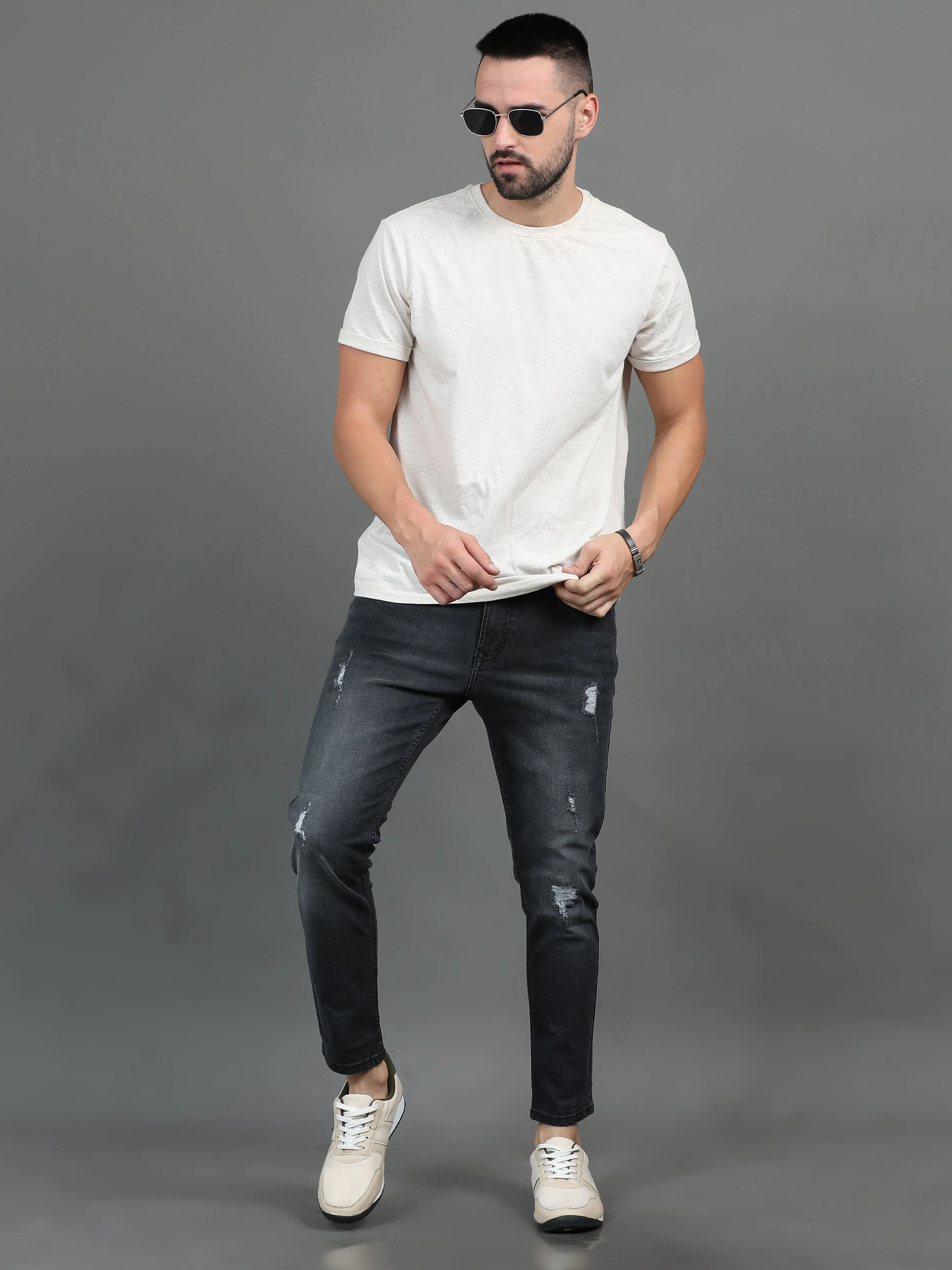 Men Frayed Charcoal Jeans - Image 2