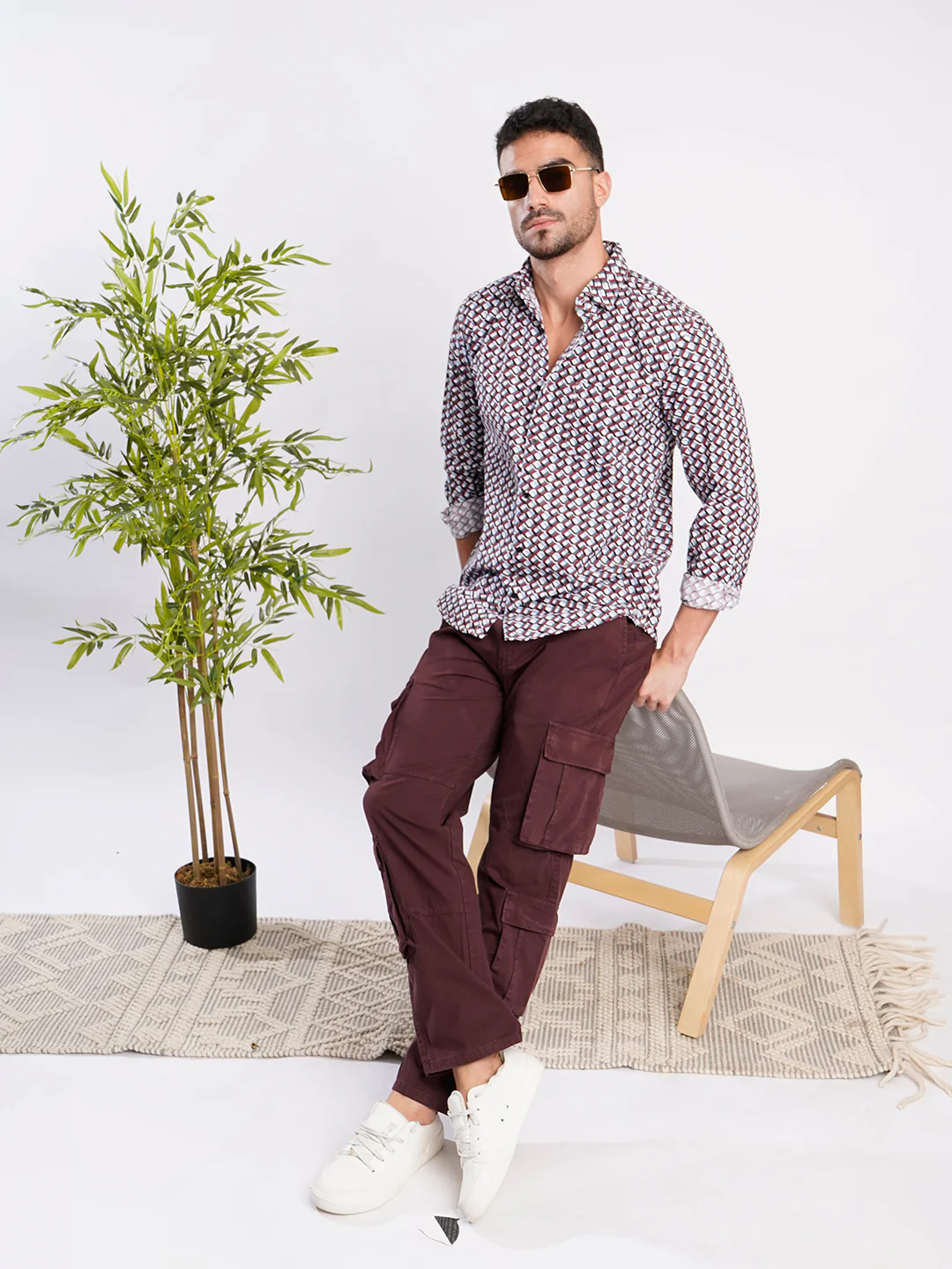 Men Geometric Print Single Pocket Shirt - Image 7