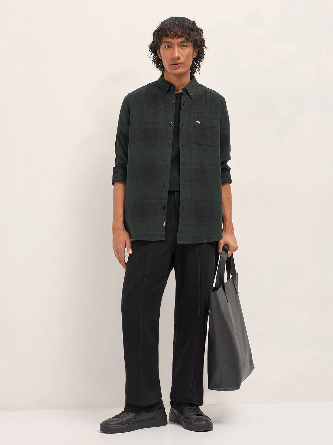 Men Green and Black Checked Slim Fit Casual Shirt - Image 4