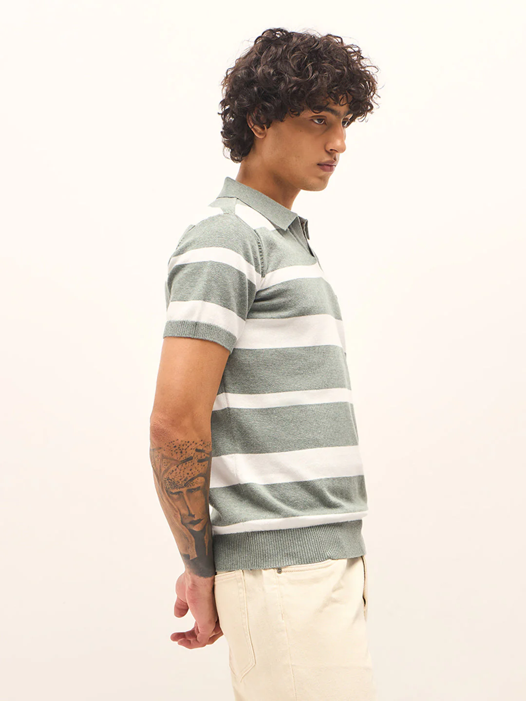 Men Green and White Horizontal Stripes Slim Fit Polo - Image 3