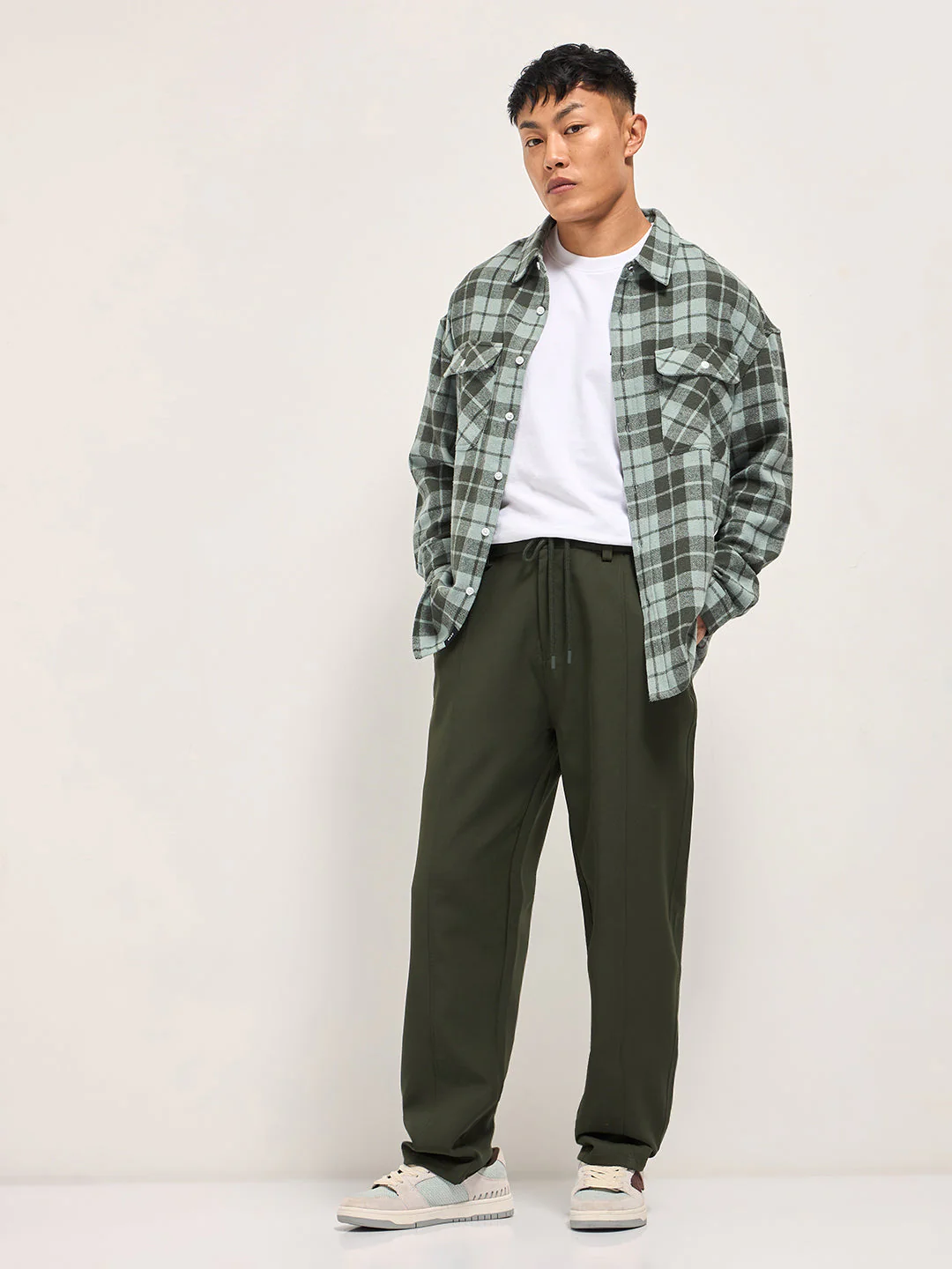 Men Green Baggy Fit Polyester Blend Trousers - Image 4