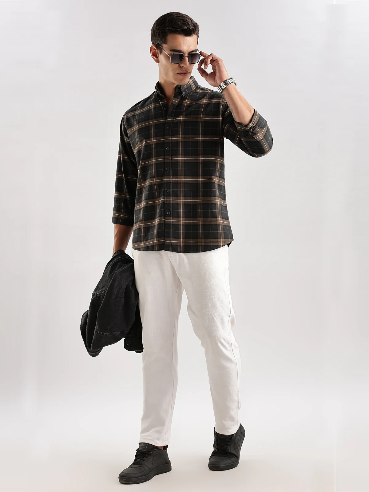 Men Green Casual Shirt - Image 5