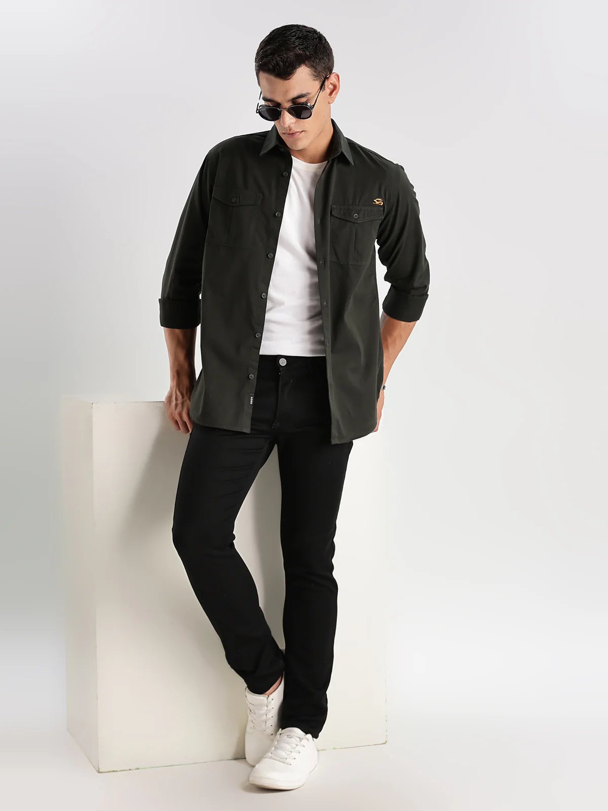 Men Green Cargo Shirt - Image 6