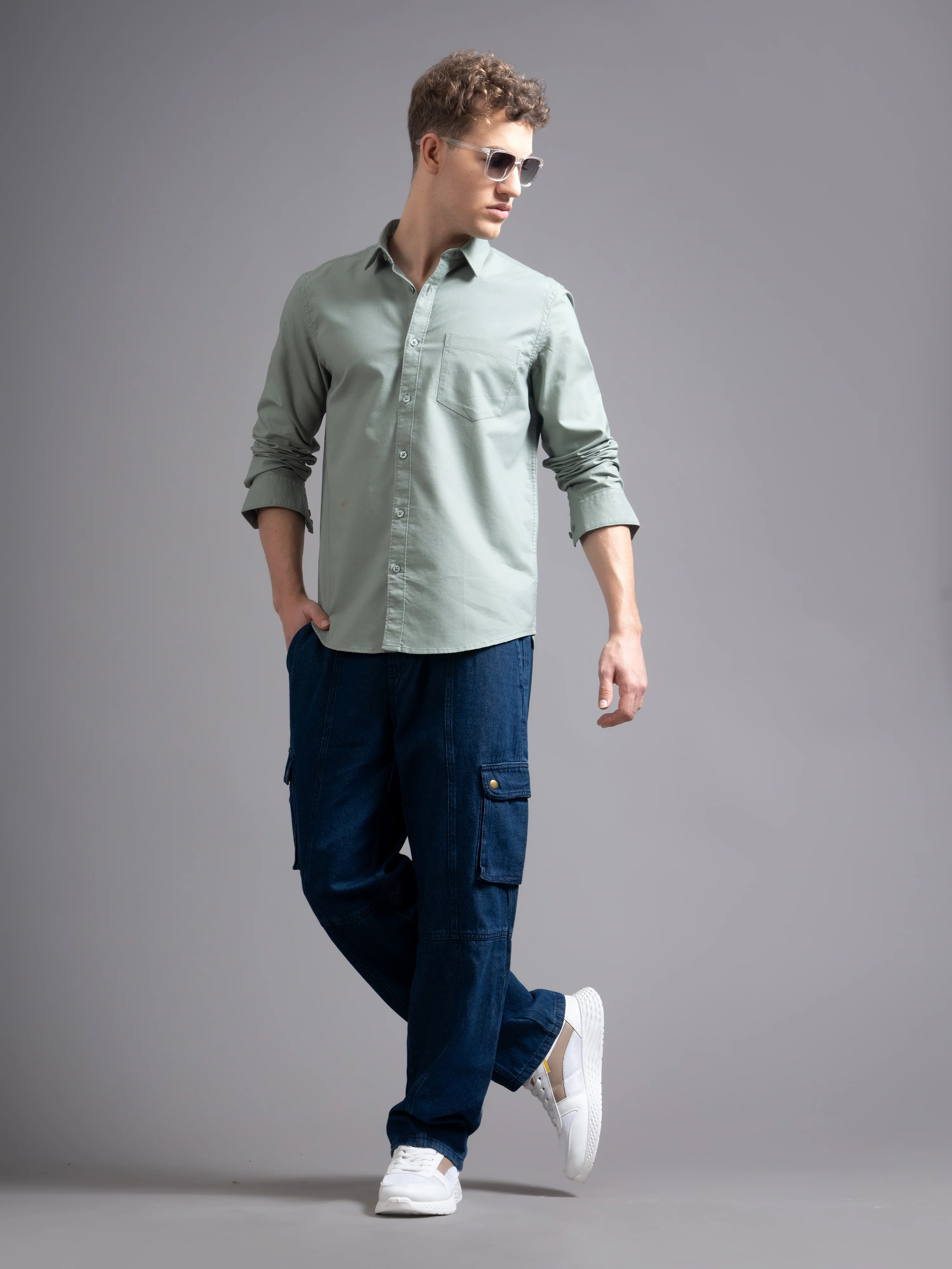 Men Green Casual Shirt - Image 2