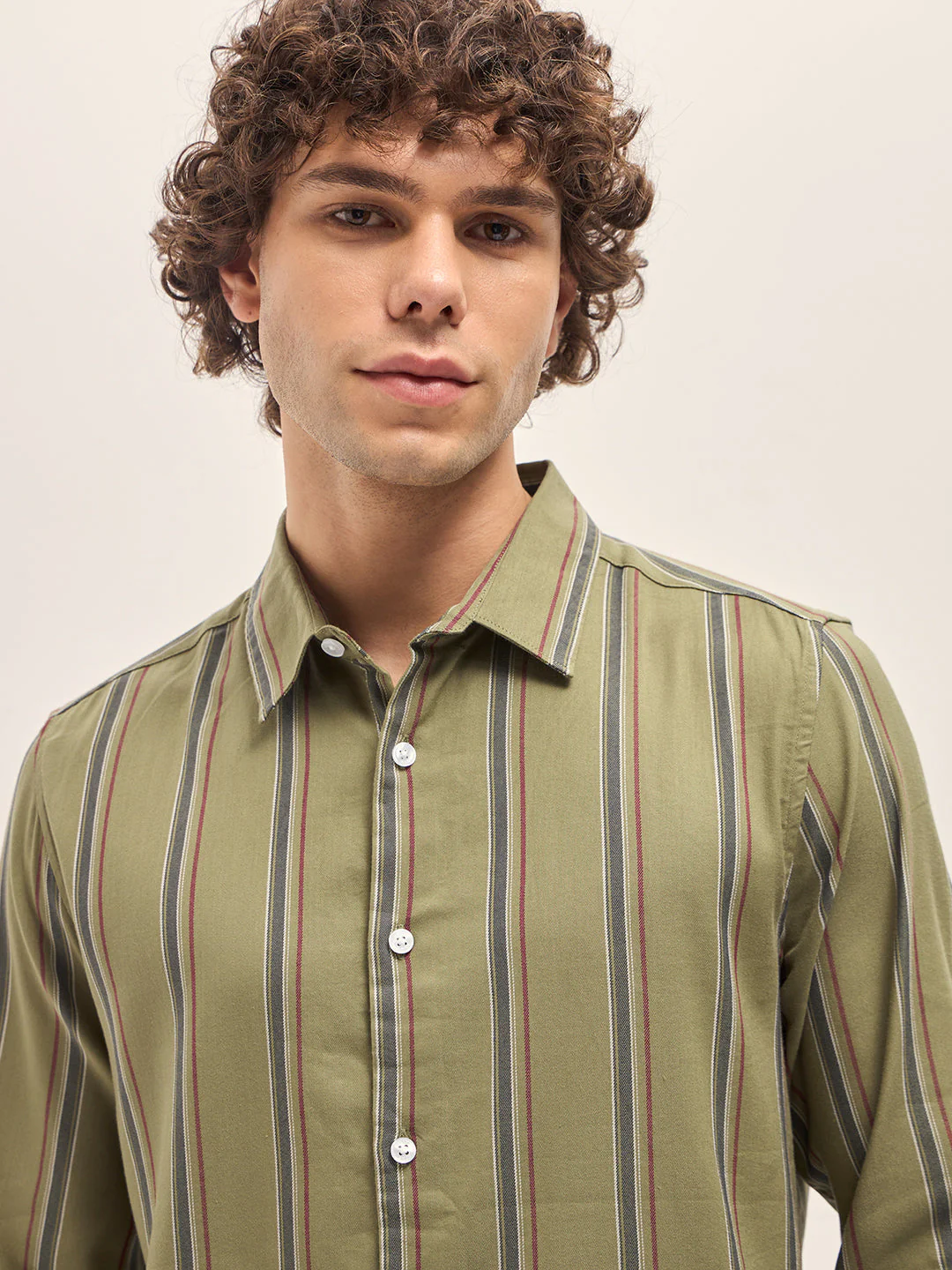 Men Green Casual Shirt - Image 5