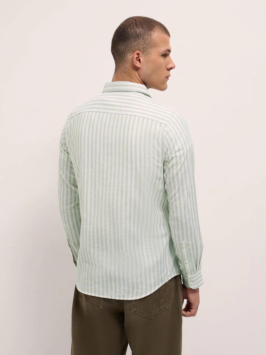 Men Green Casual Shirt - Image 2