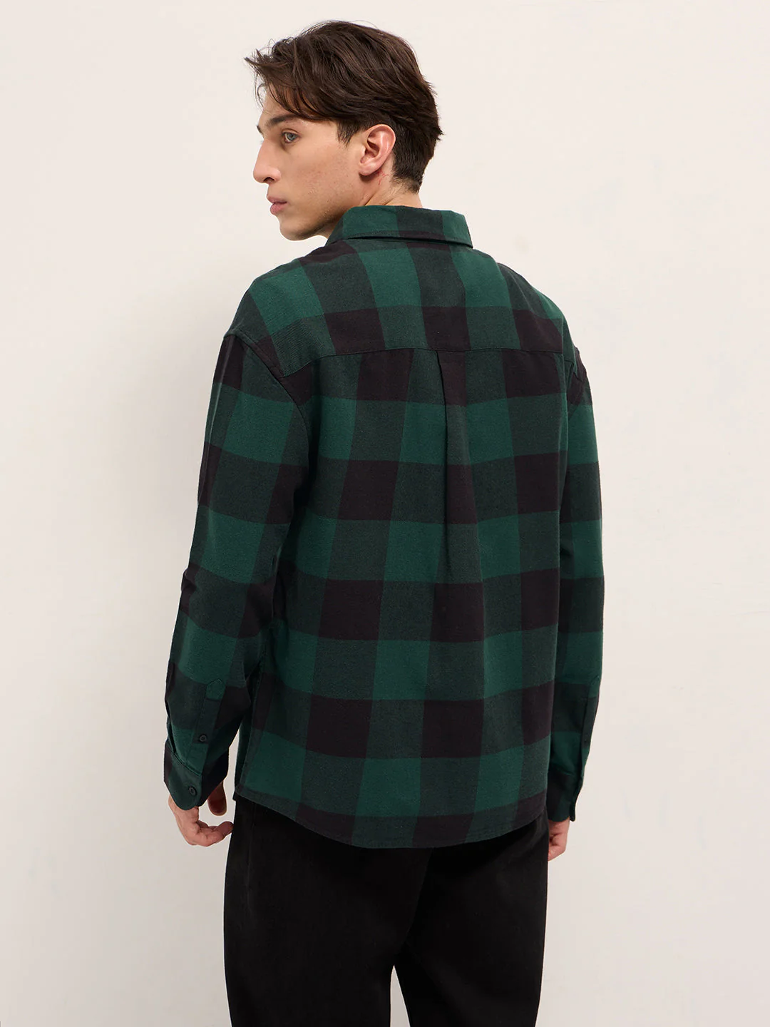 Men Green Casual Shirt - Image 2