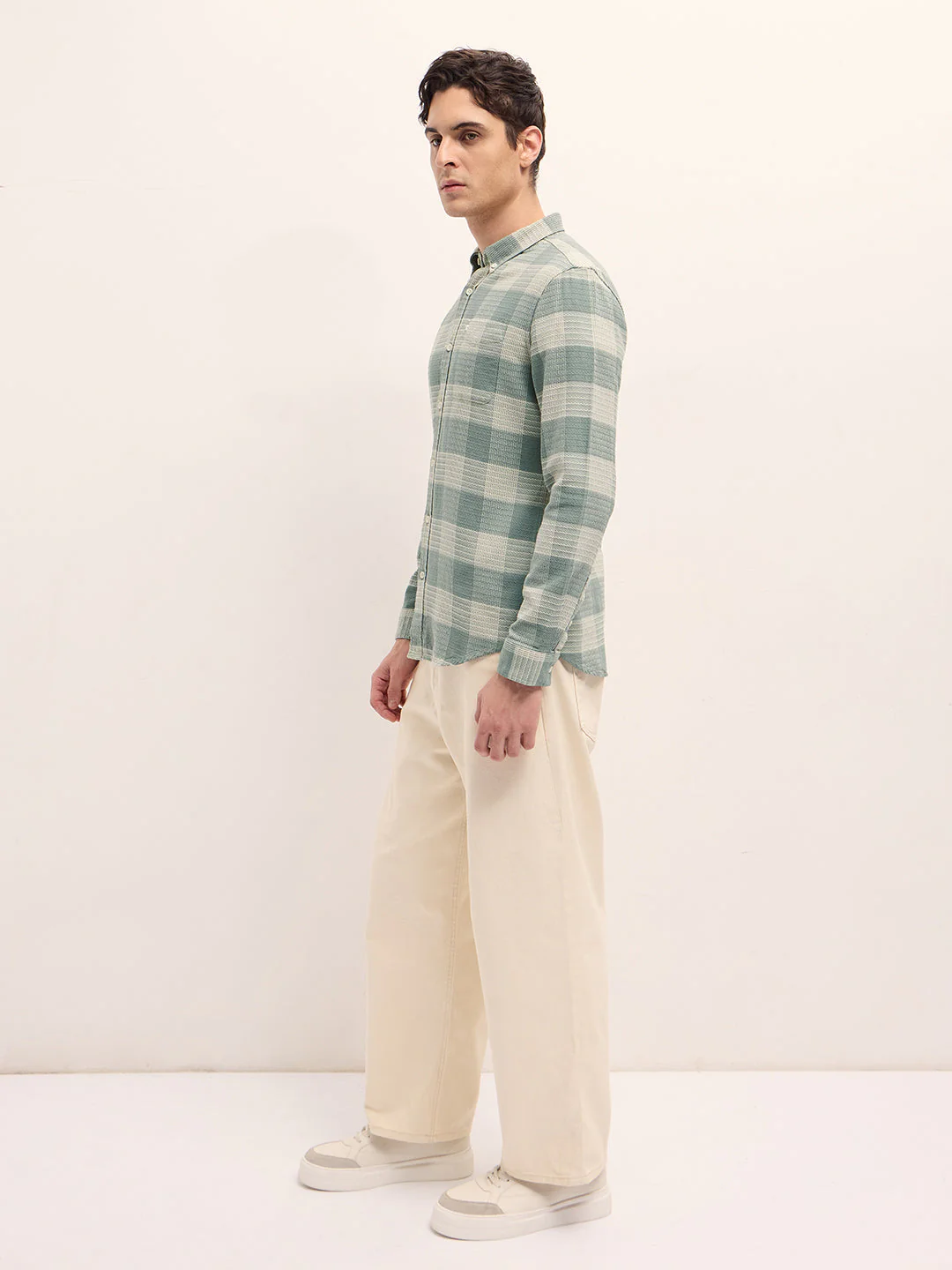 Men Green Casual Shirt - Image 3