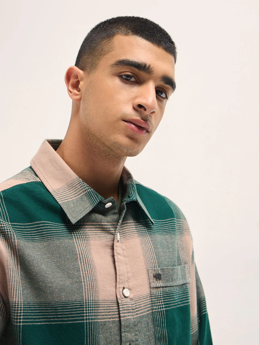 Men Green Checked Flannel Cotton Relaxed Fit Overshirt - Image 5