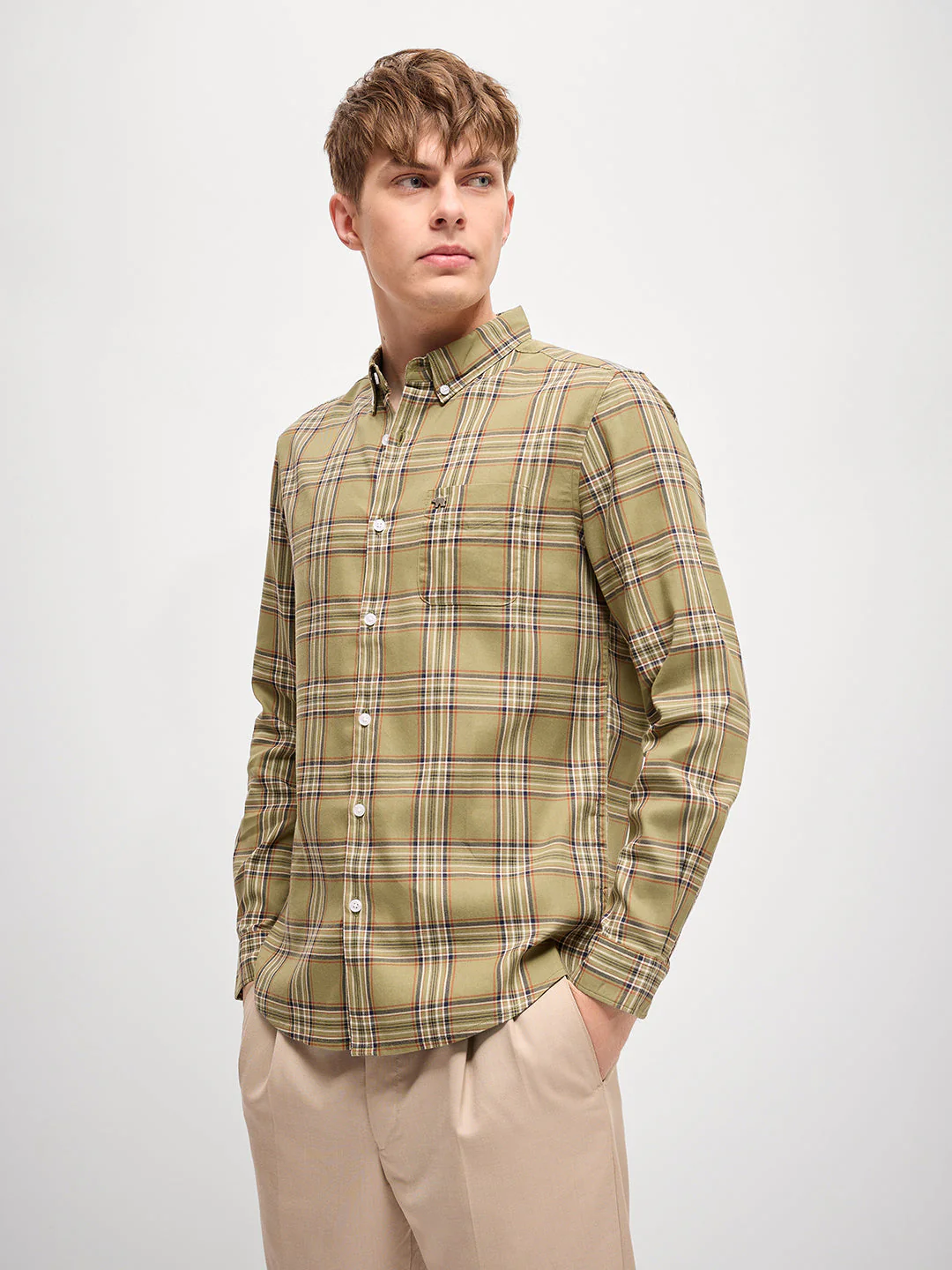 Men Green Checked Slim Fit Casual Shirt - Image 3