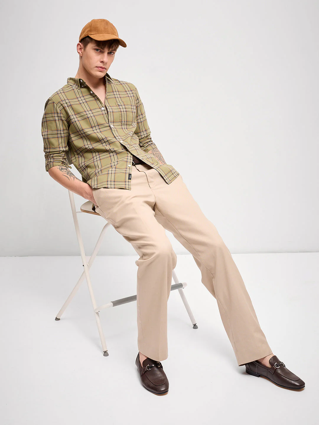 Men Green Checked Slim Fit Casual Shirt - Image 4
