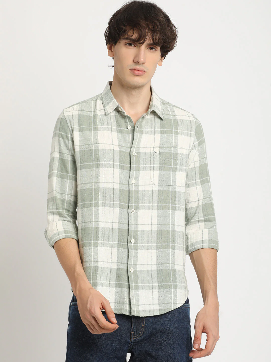 Men  Green Checked Slim Fit Cotton Casual Shirt - Image 2