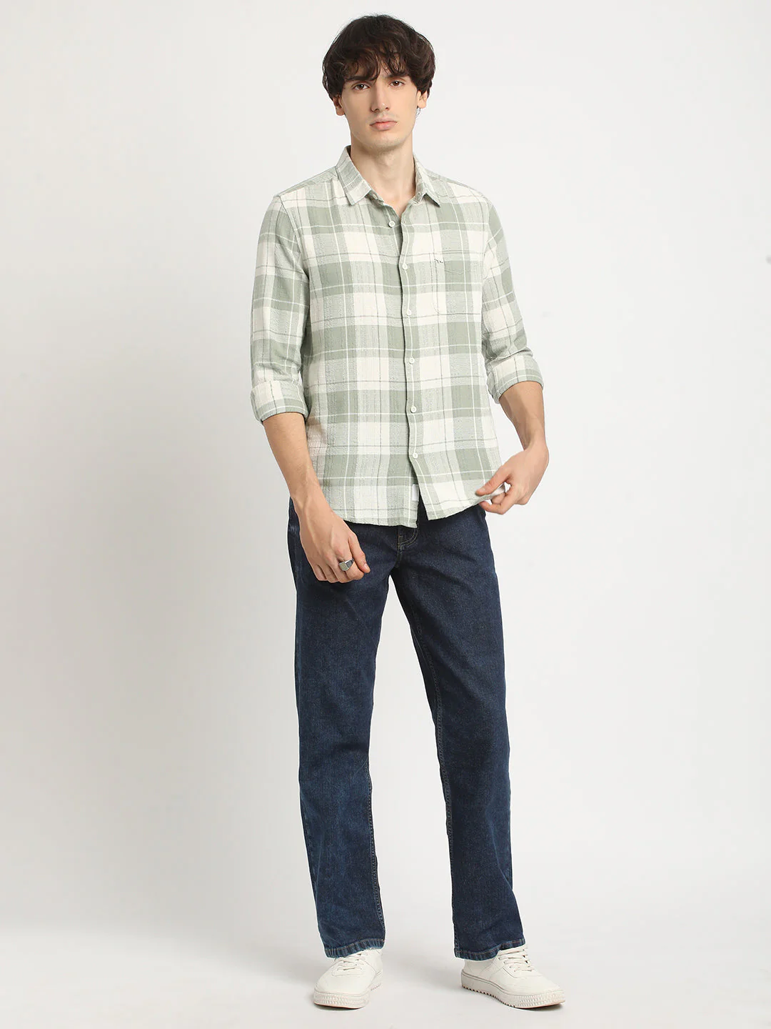 Men  Green Checked Slim Fit Cotton Casual Shirt - Image 5