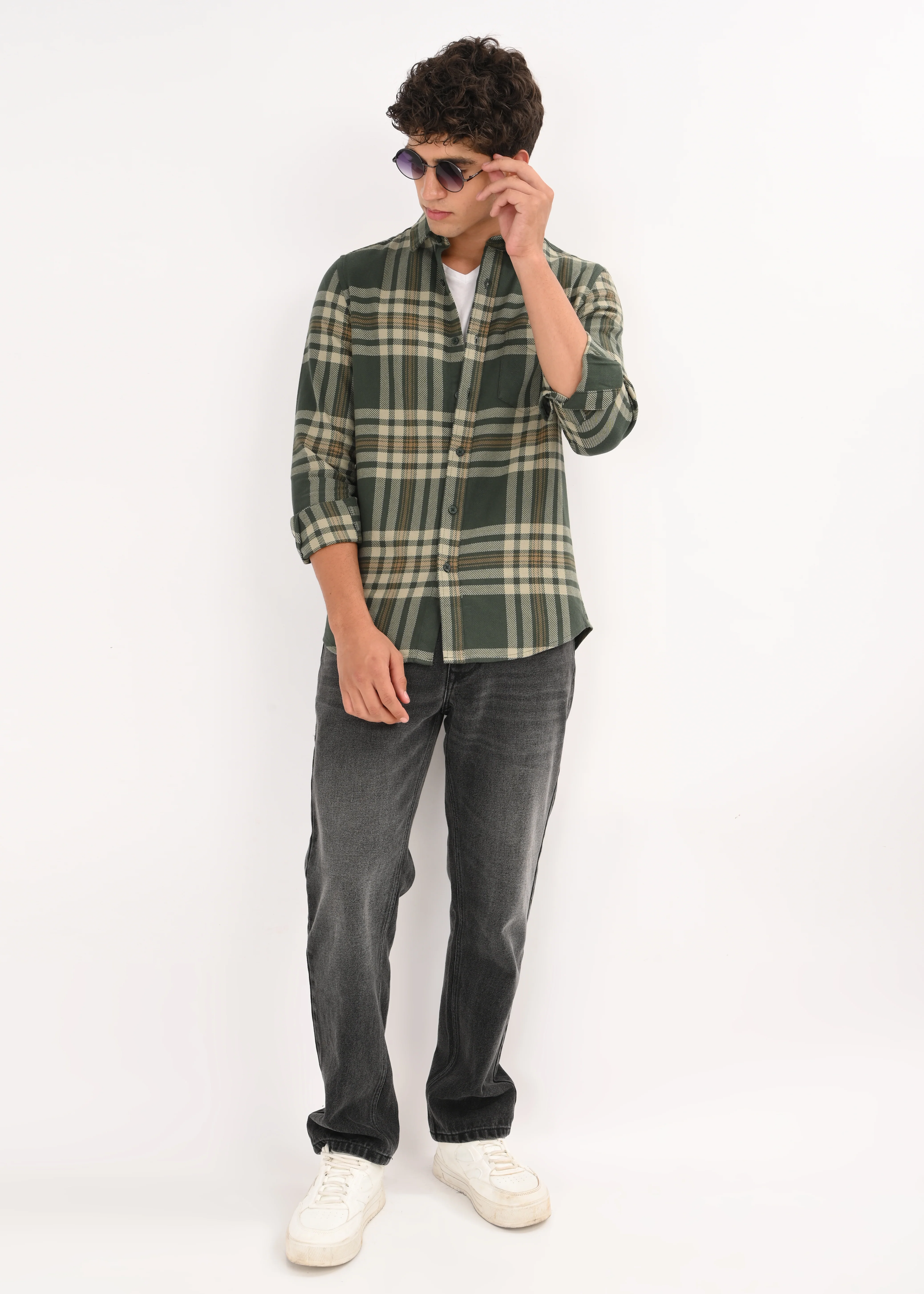 Men Green Classic Checked Shirt - Image 2