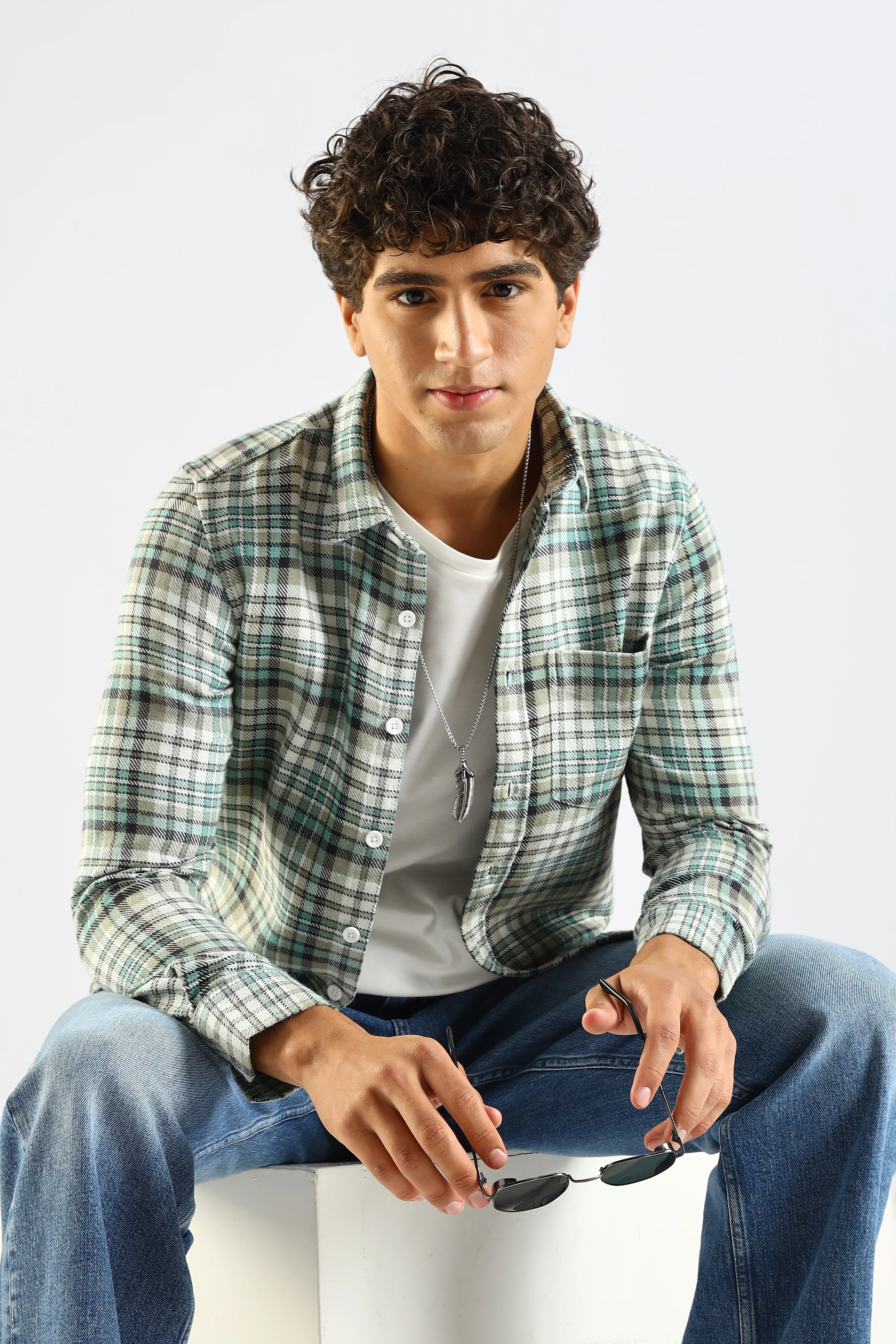 Men Green Cotton Blend Checked Shirt - Image 3