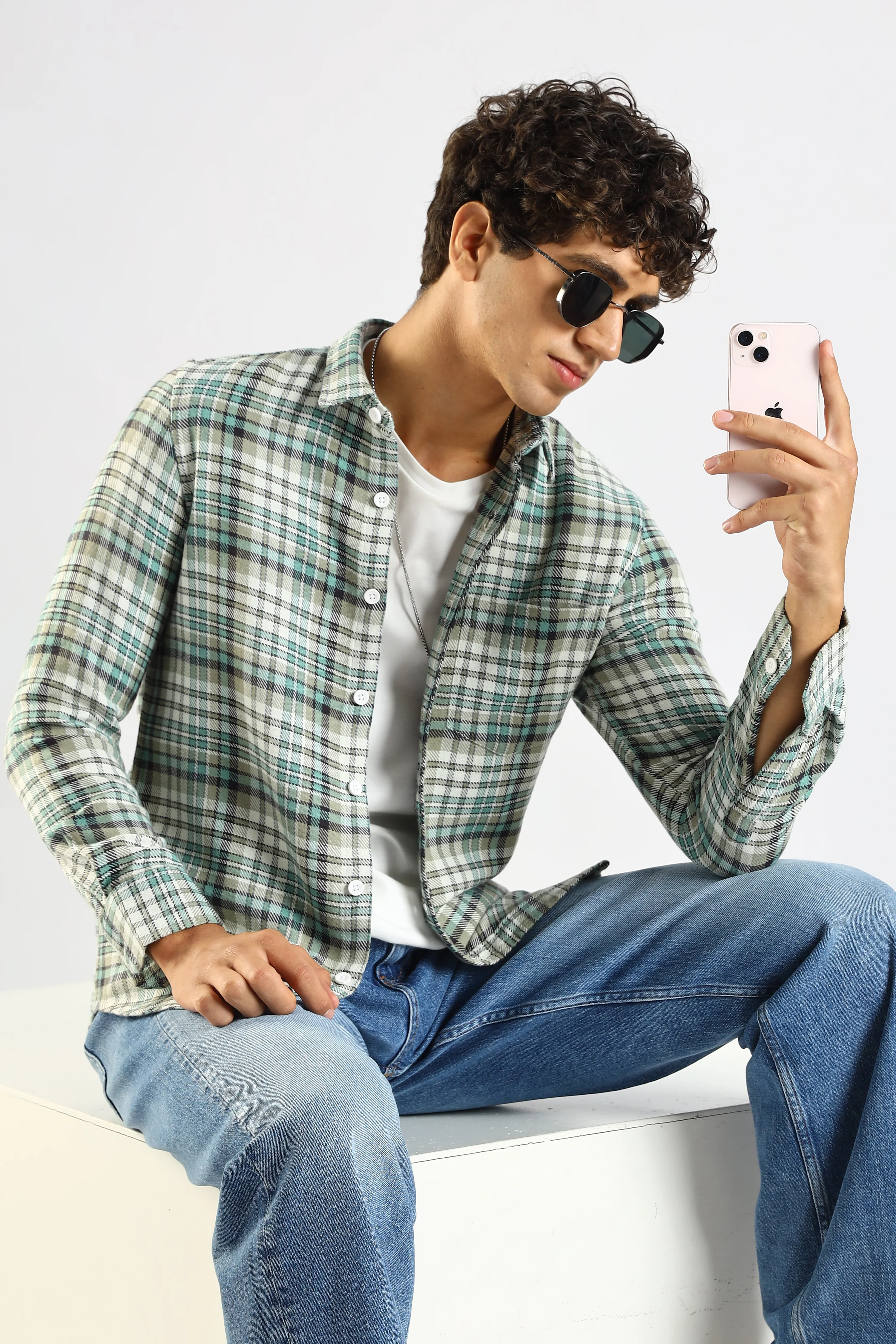 Men Green Cotton Blend Checked Shirt - Image 6
