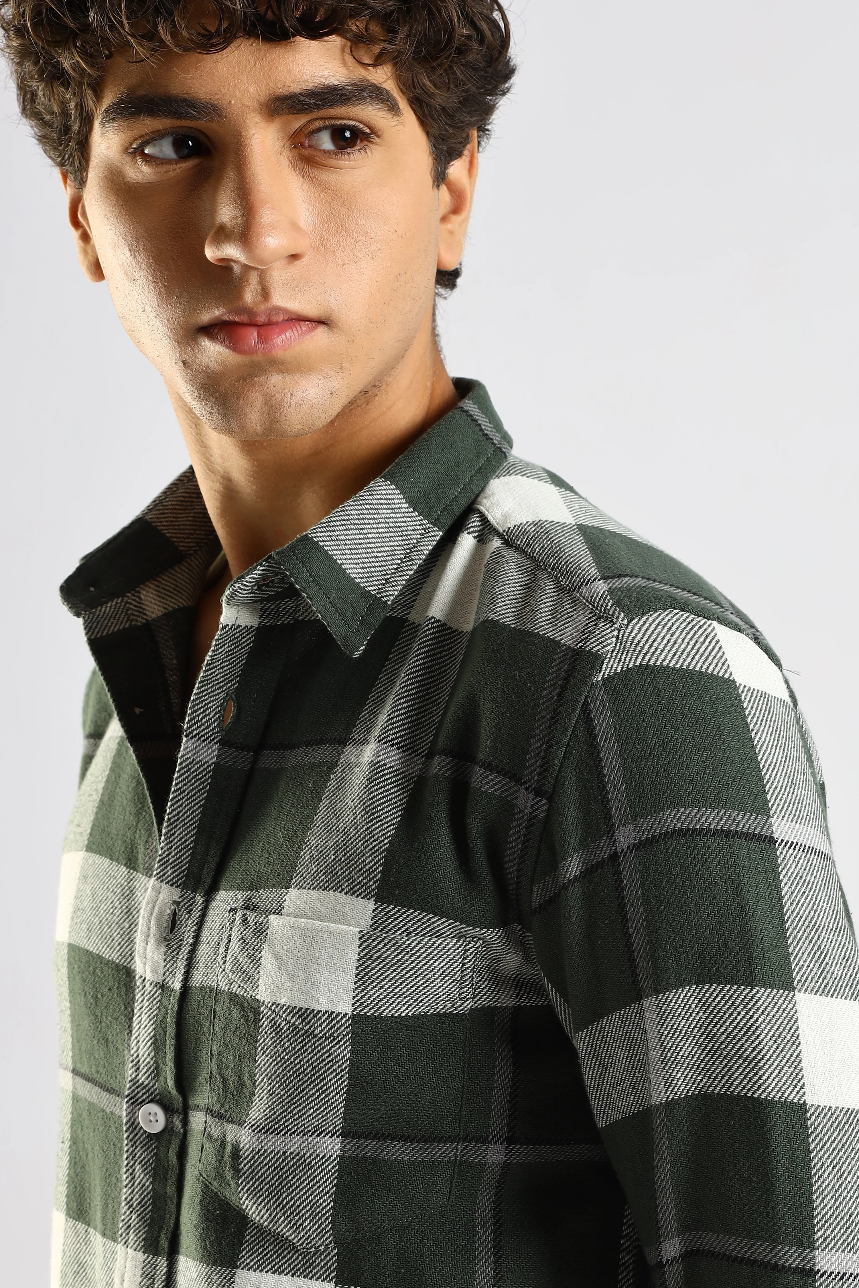 Men Green Cotton Blend Slim Checked Shirt - Image 8